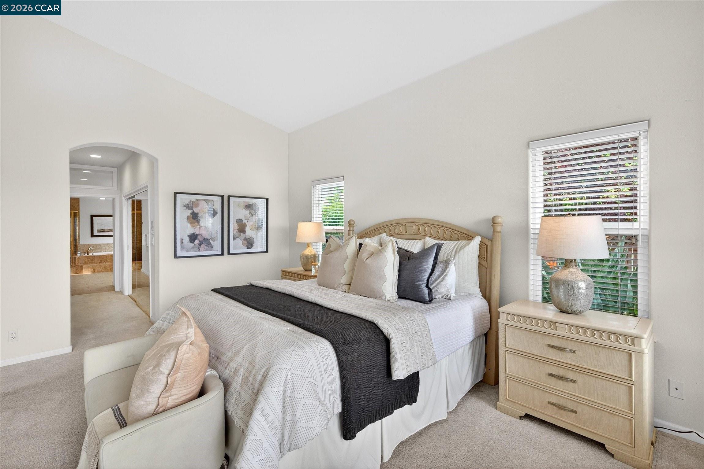 3643 Country Club Ter