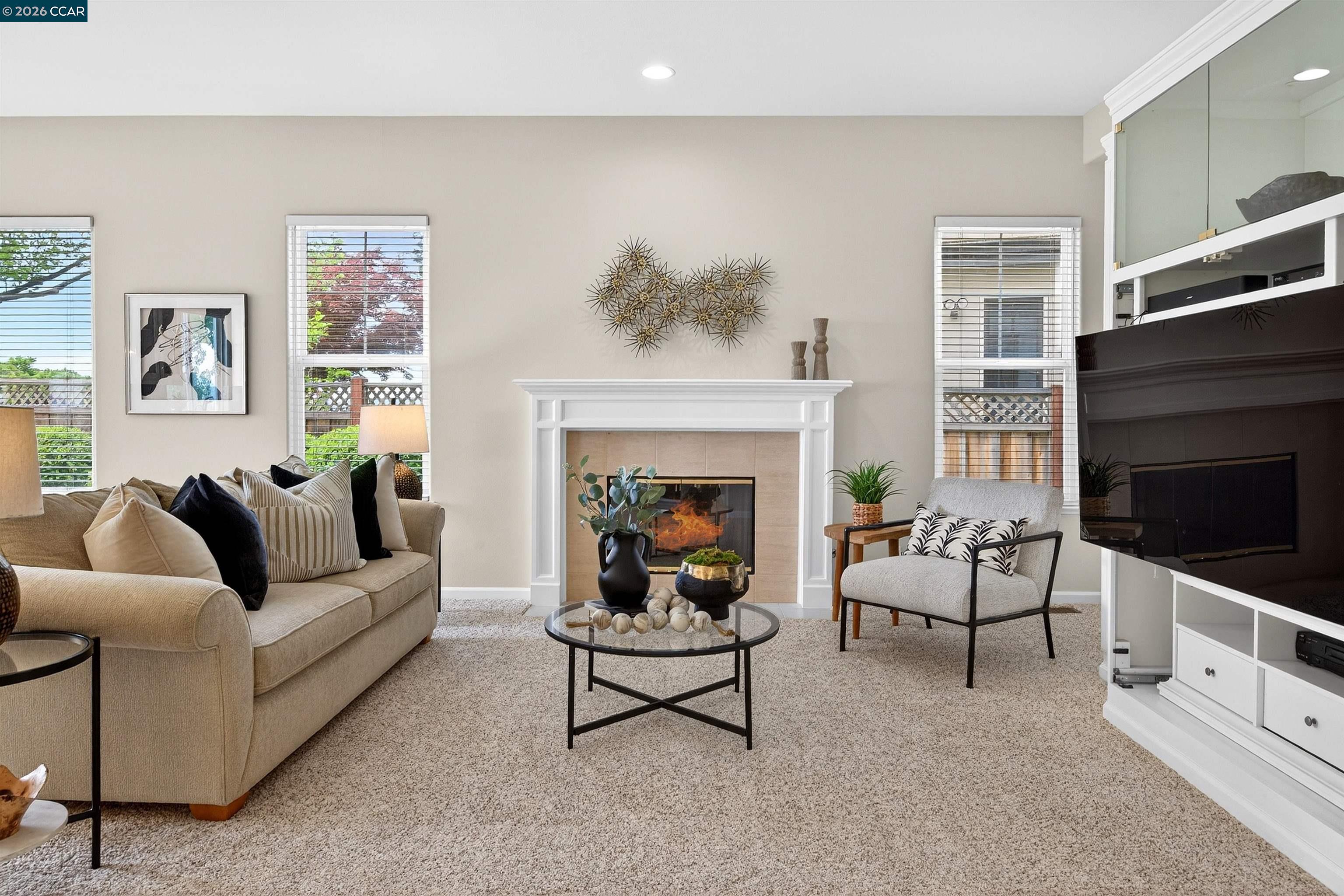 3643 Country Club Ter