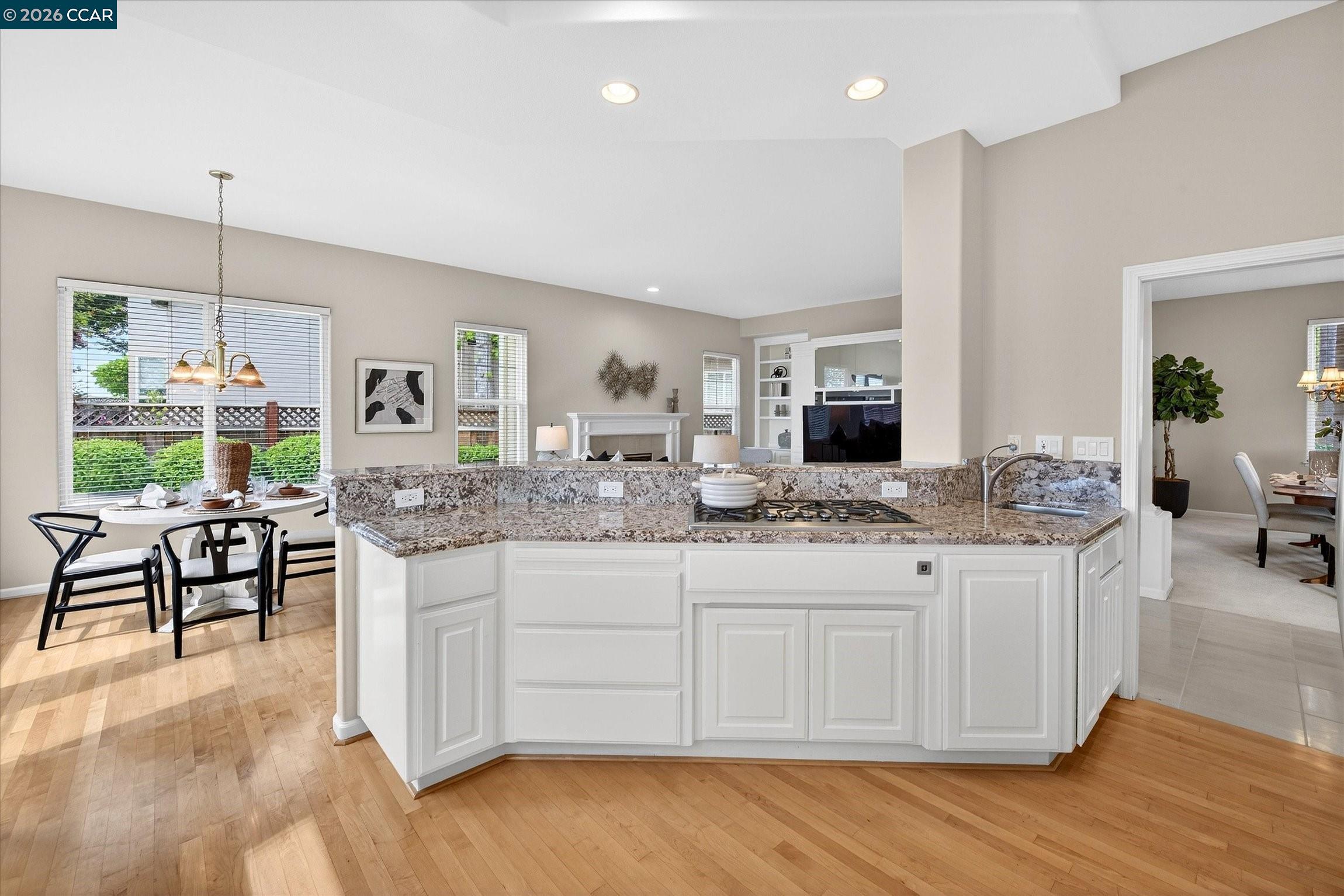 3643 Country Club Ter