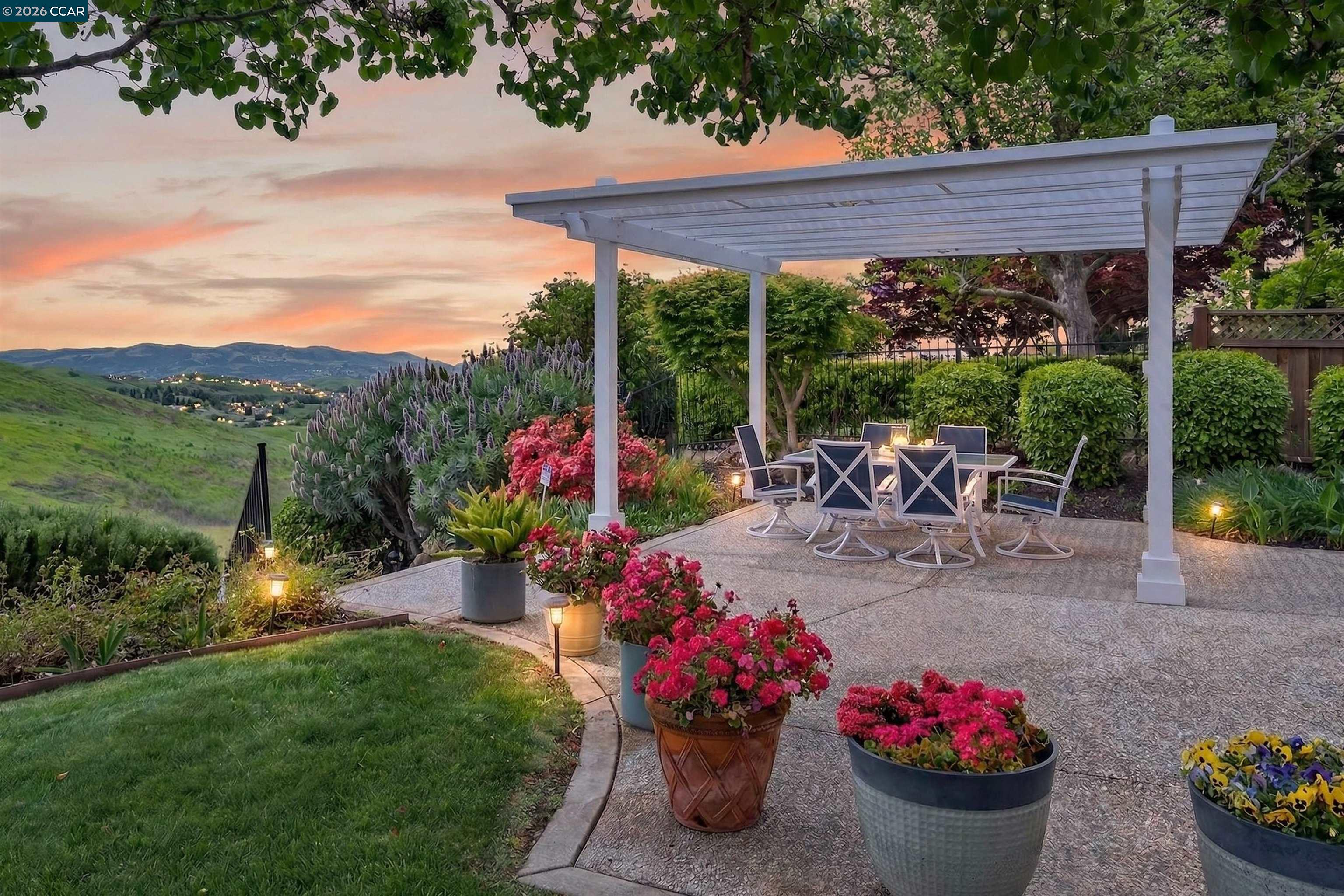 3643 Country Club Ter