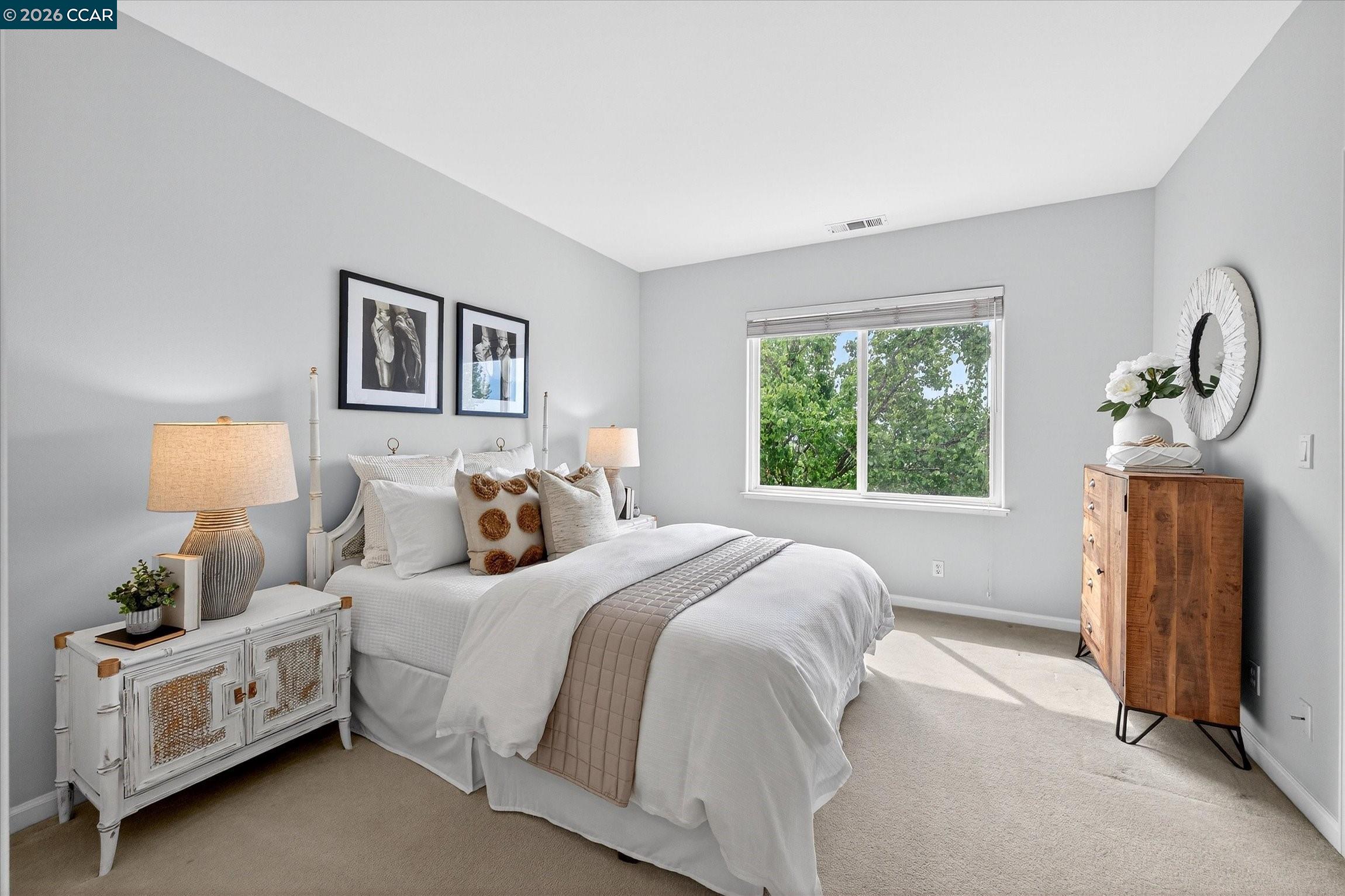 3643 Country Club Ter