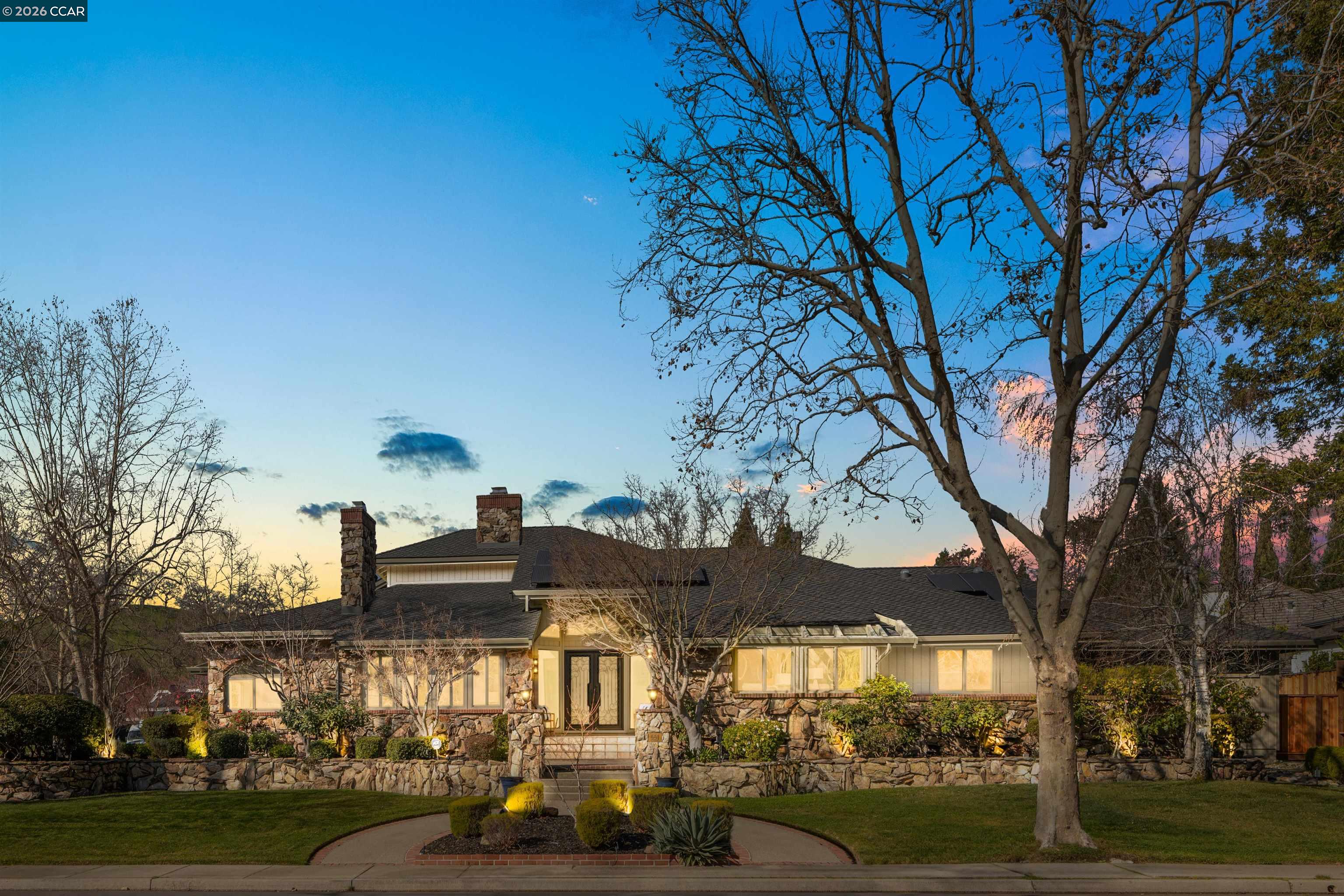 551 Blackhawk Club Dr