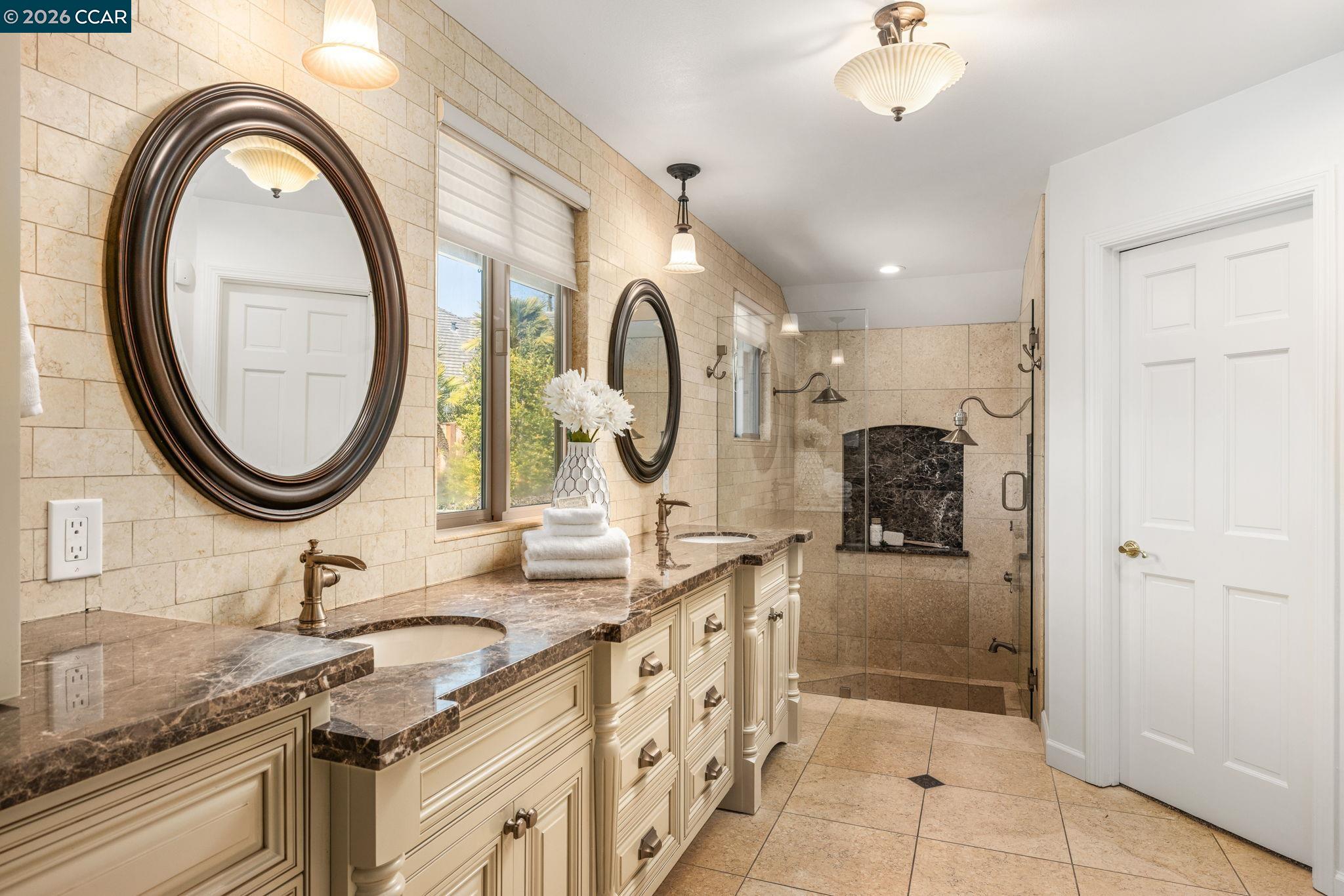 551 Blackhawk Club Dr