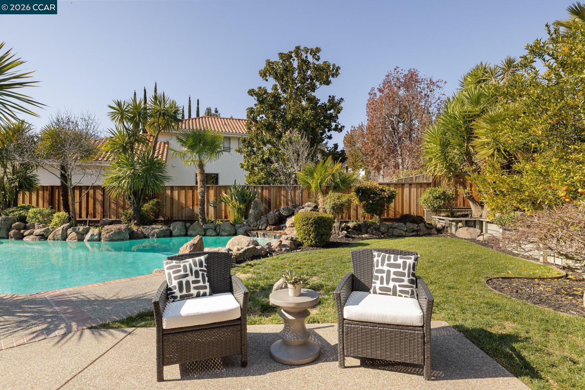 551 Blackhawk Club Dr