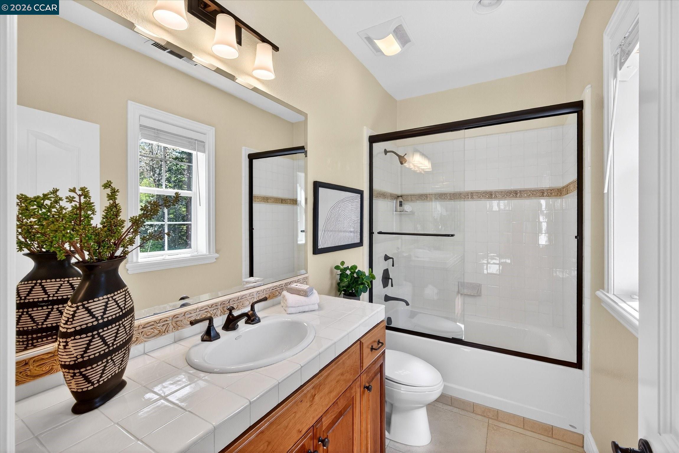 3 Brooktree Dr