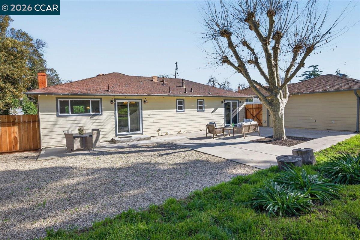 2481 Casa Way