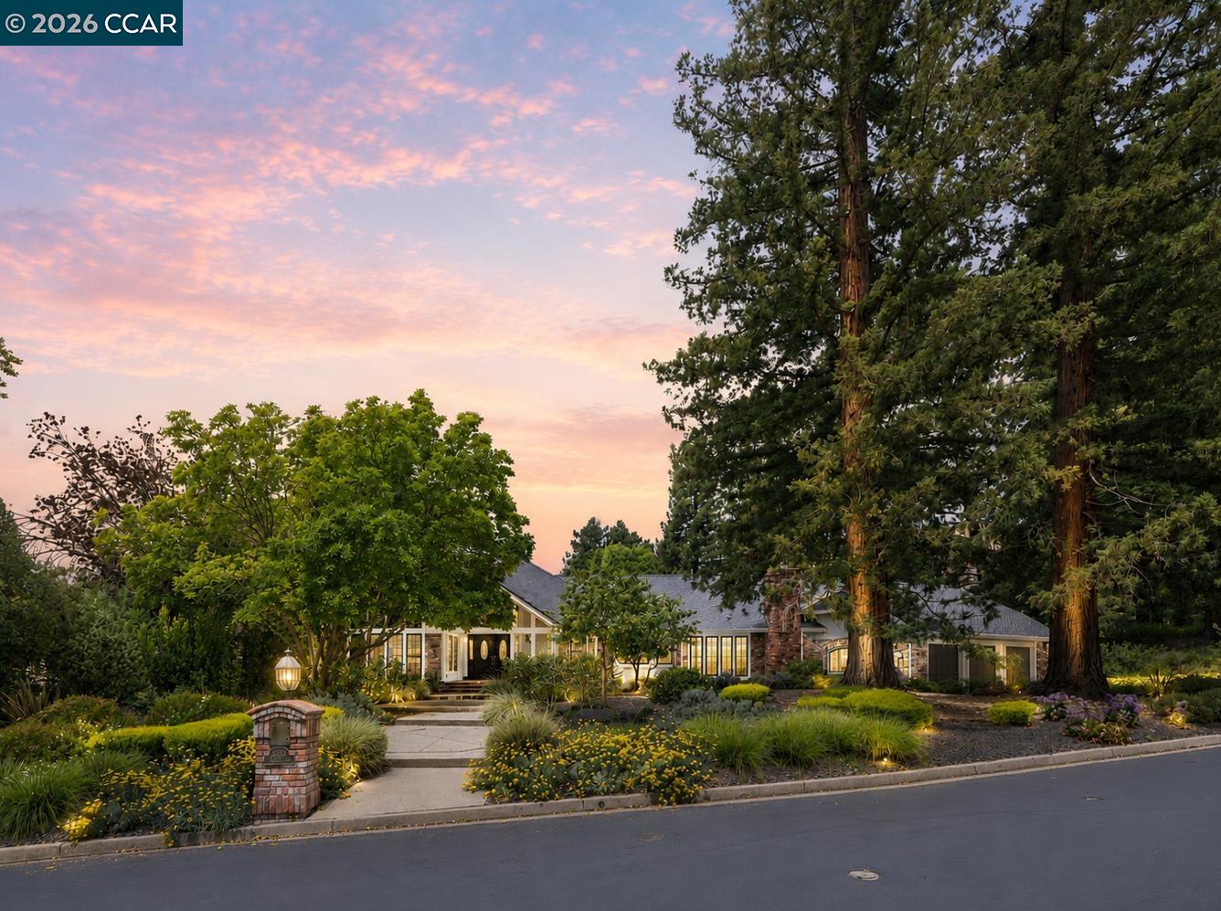 2705 Mossy Oak Dr