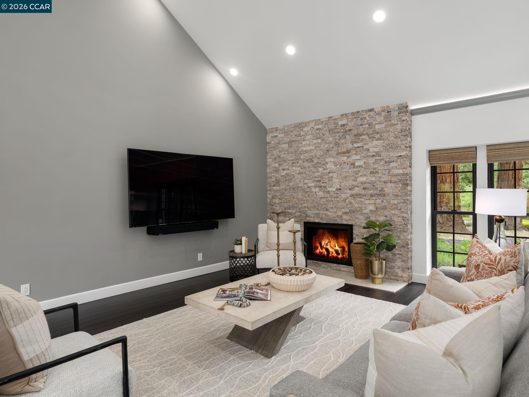 2705 Mossy Oak Dr