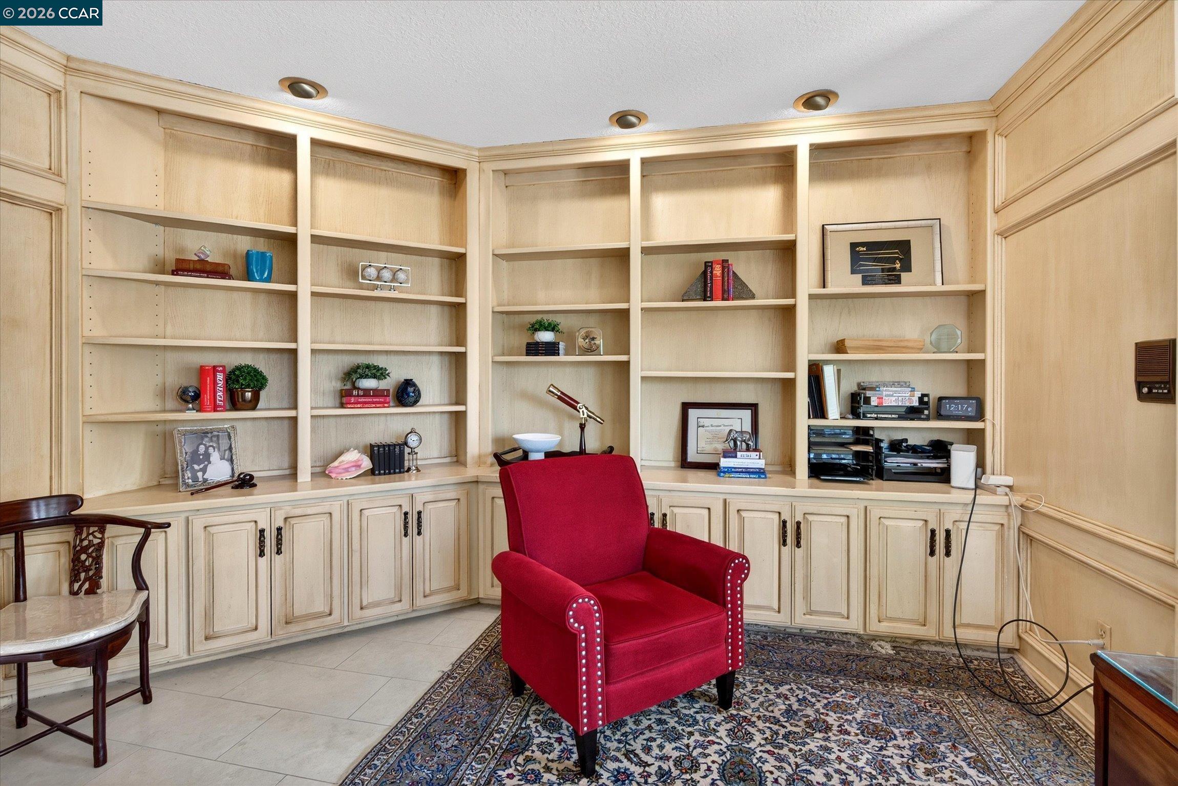 5303 Blackhawk Dr