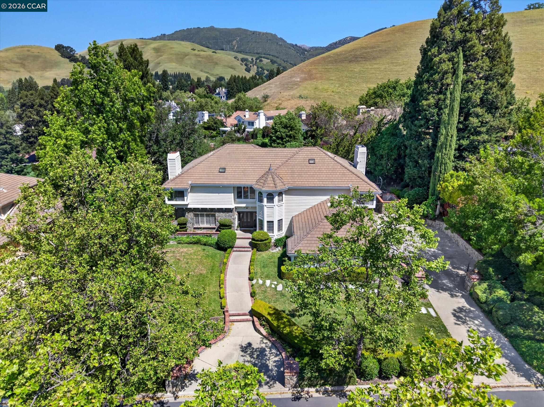 5303 Blackhawk Dr