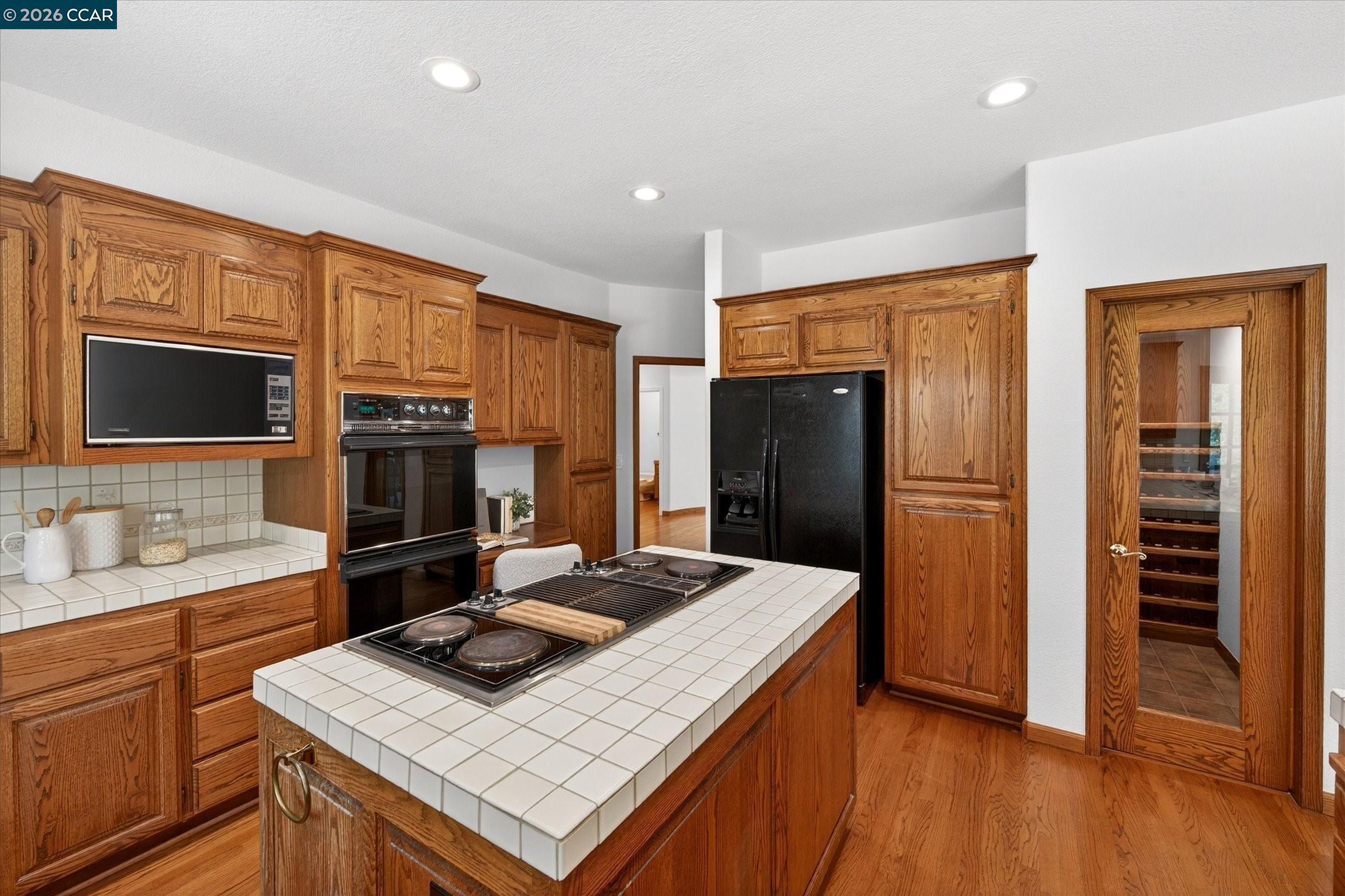 4423 Deer Ridge Rd