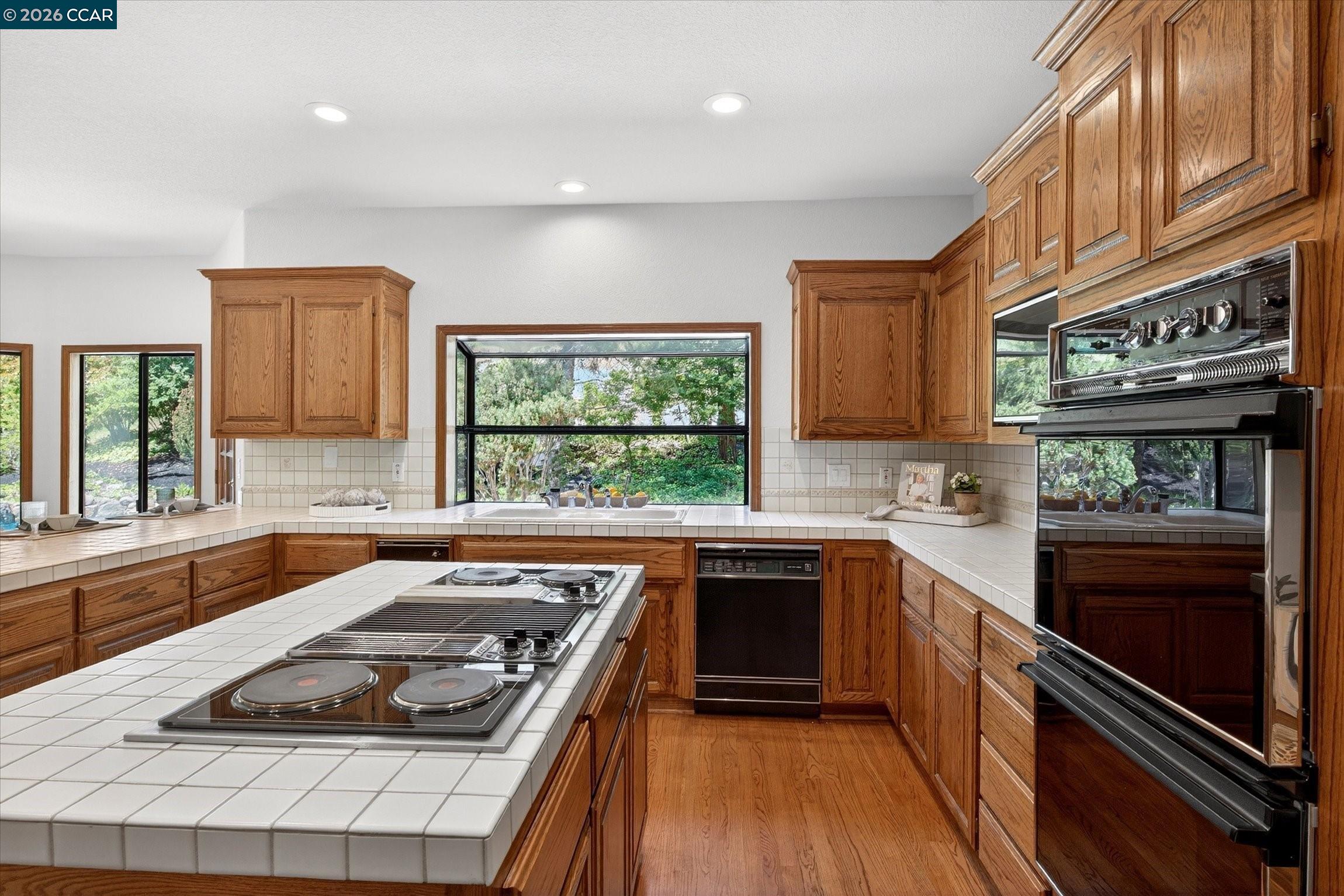 4423 Deer Ridge Rd