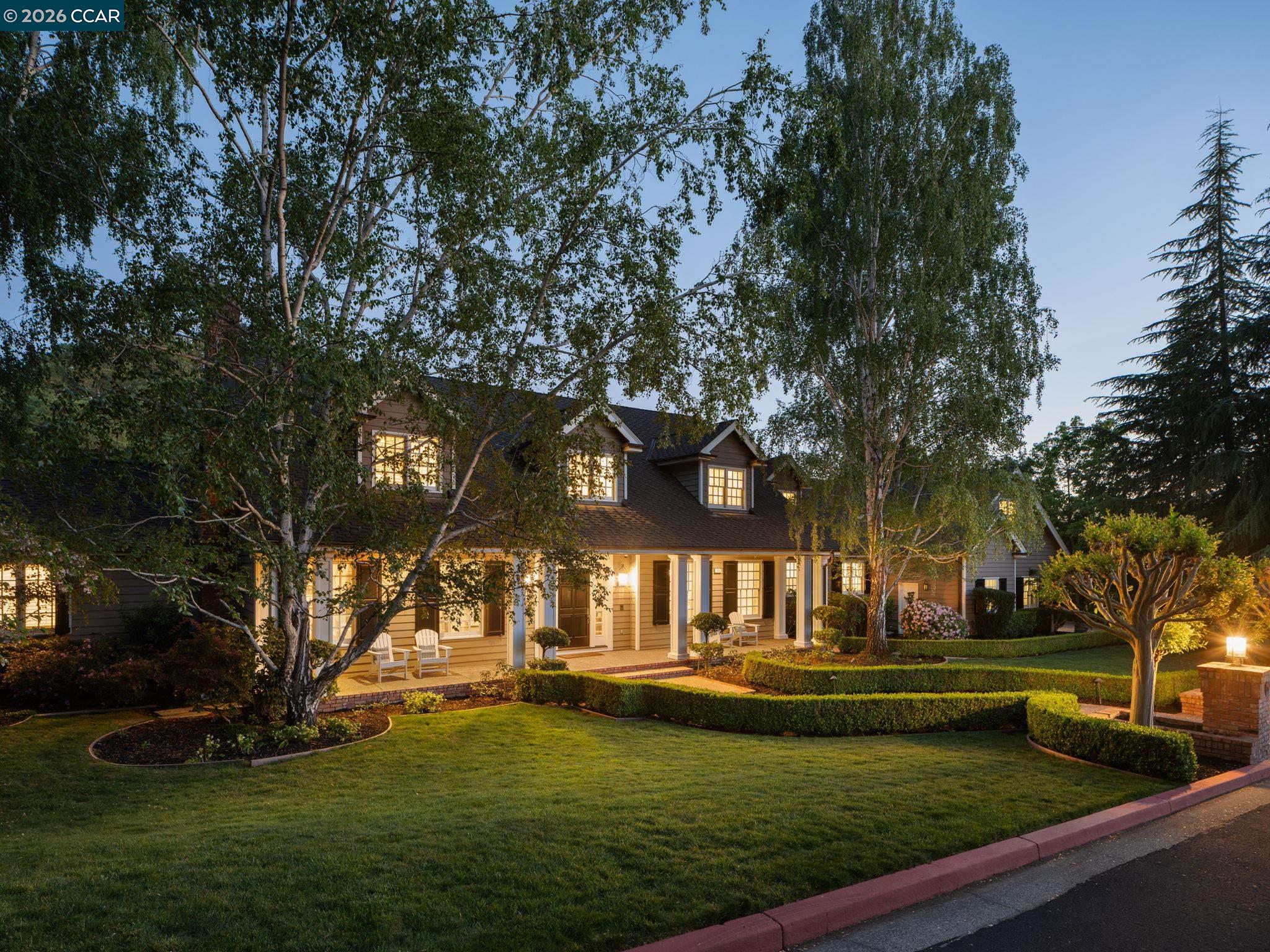 295 Barrington Ln