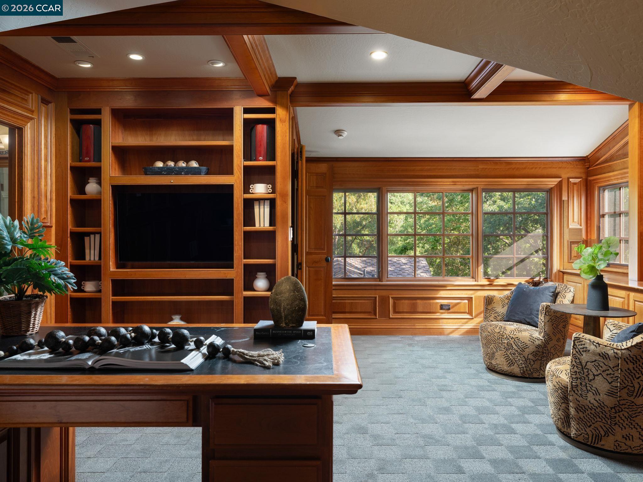 295 Barrington Ln