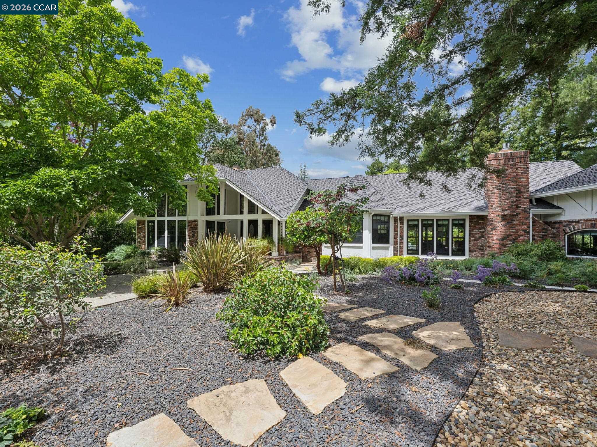 2705 Mossy Oak Dr