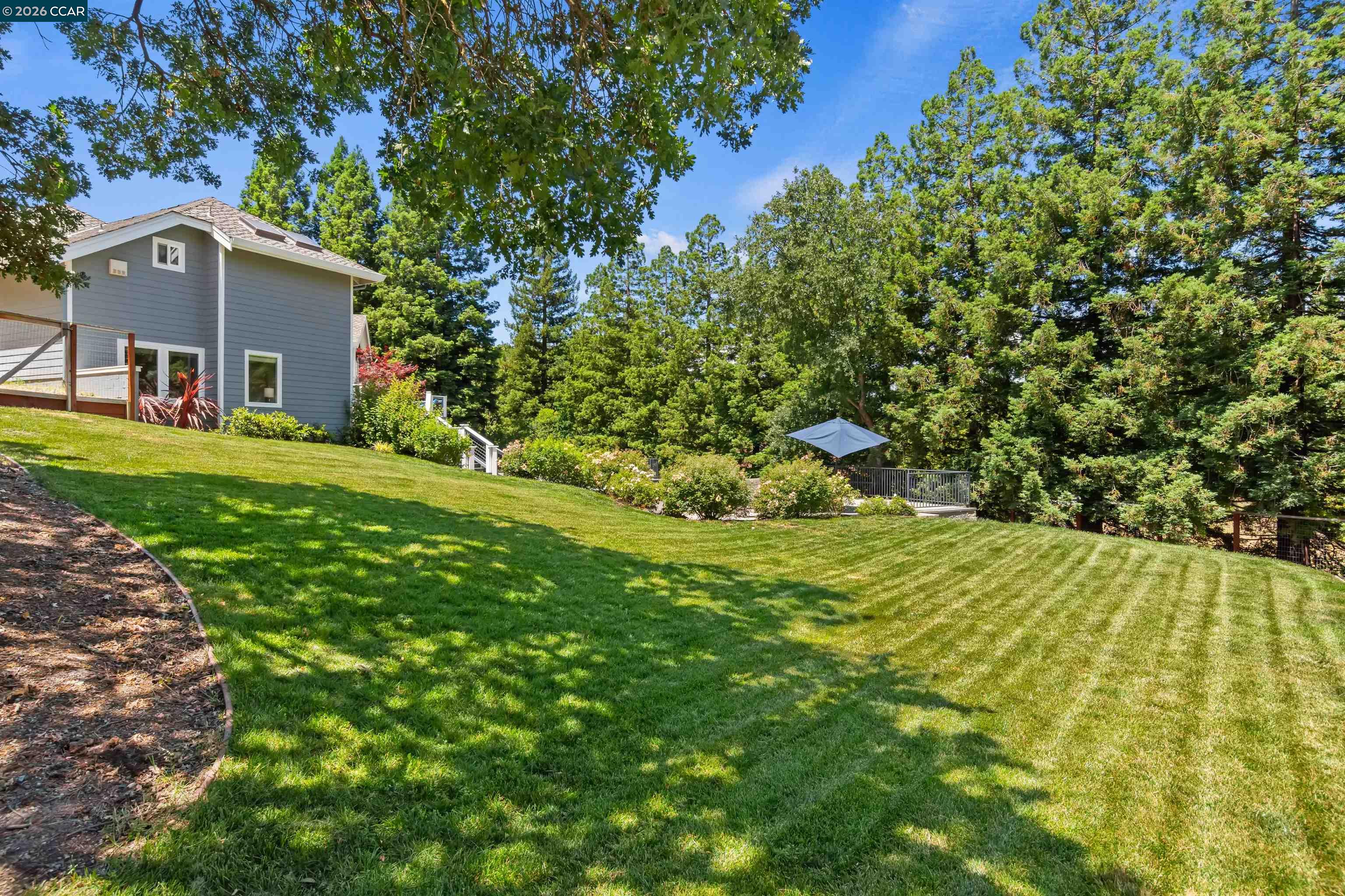 2324 Saddleback Dr