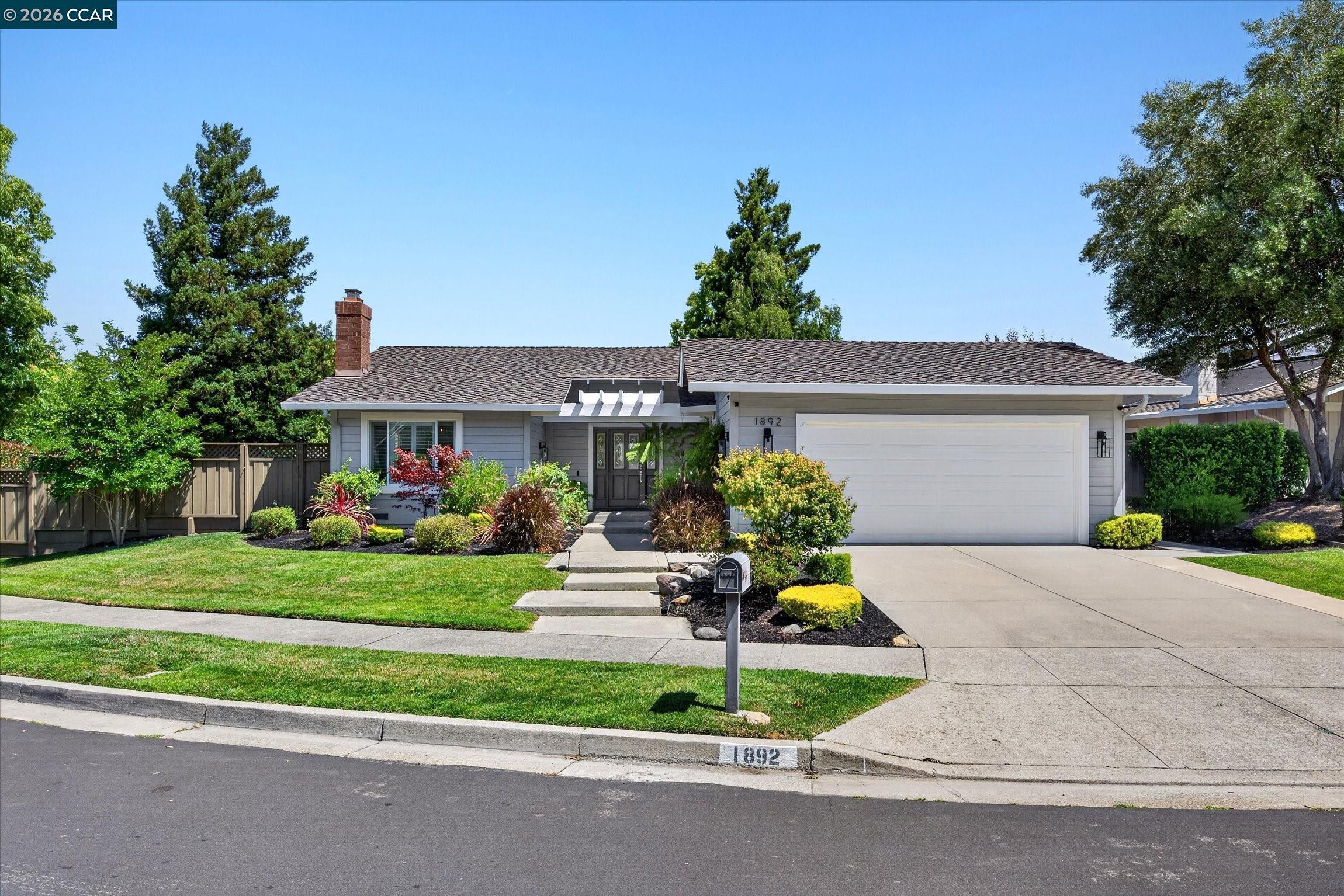 1892 Saint Norbert Dr