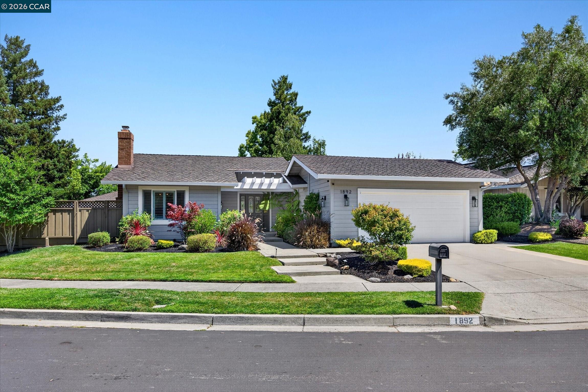 1892 Saint Norbert Dr