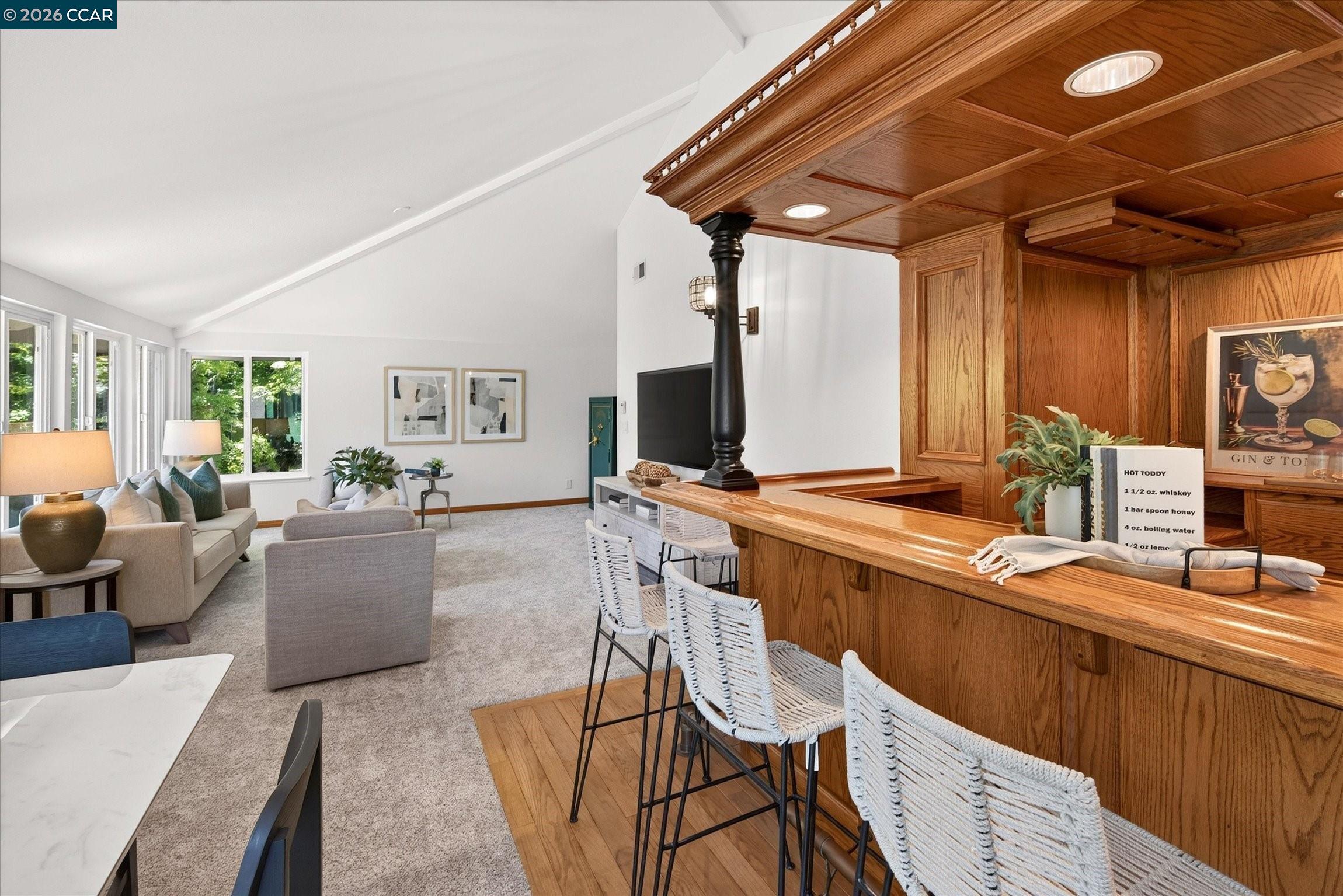25 Lynnbrook Ct