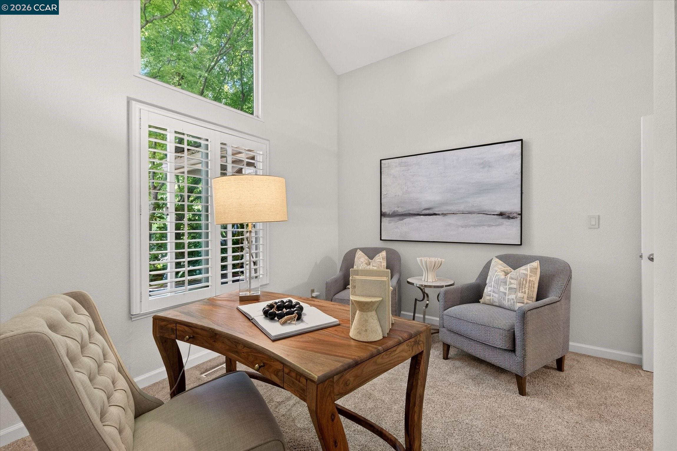 25 Lynnbrook Ct