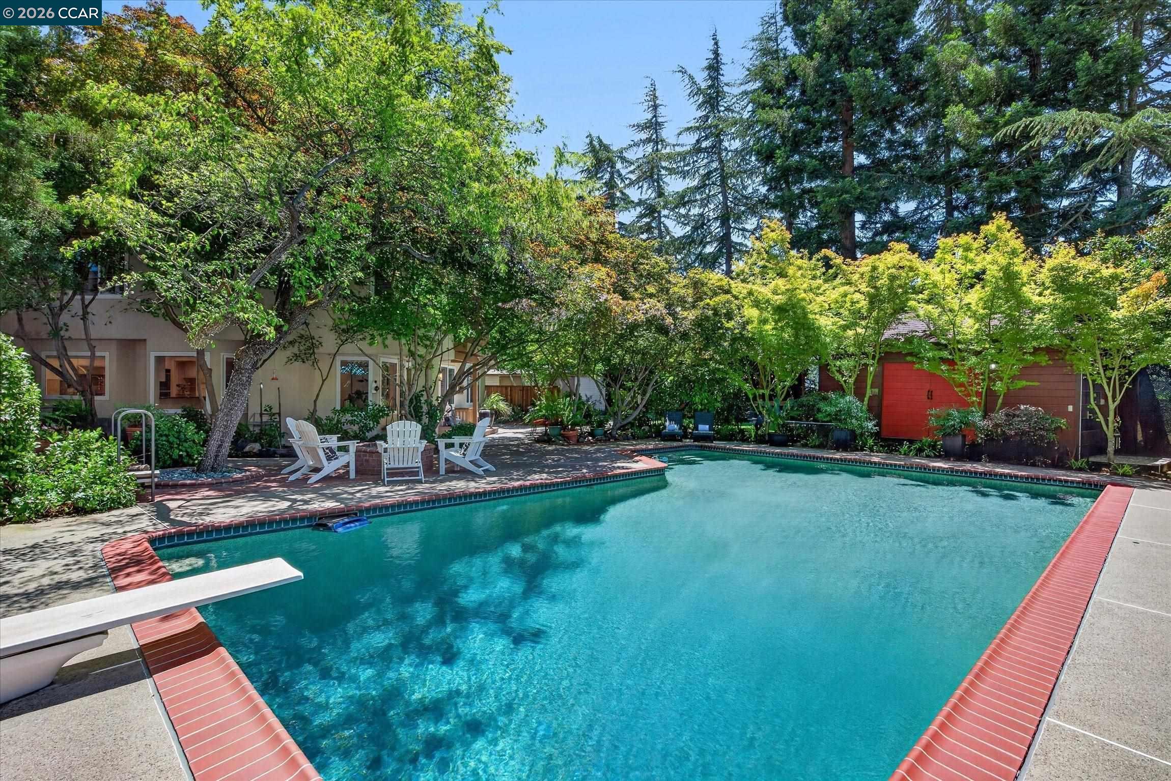 25 Lynnbrook Ct