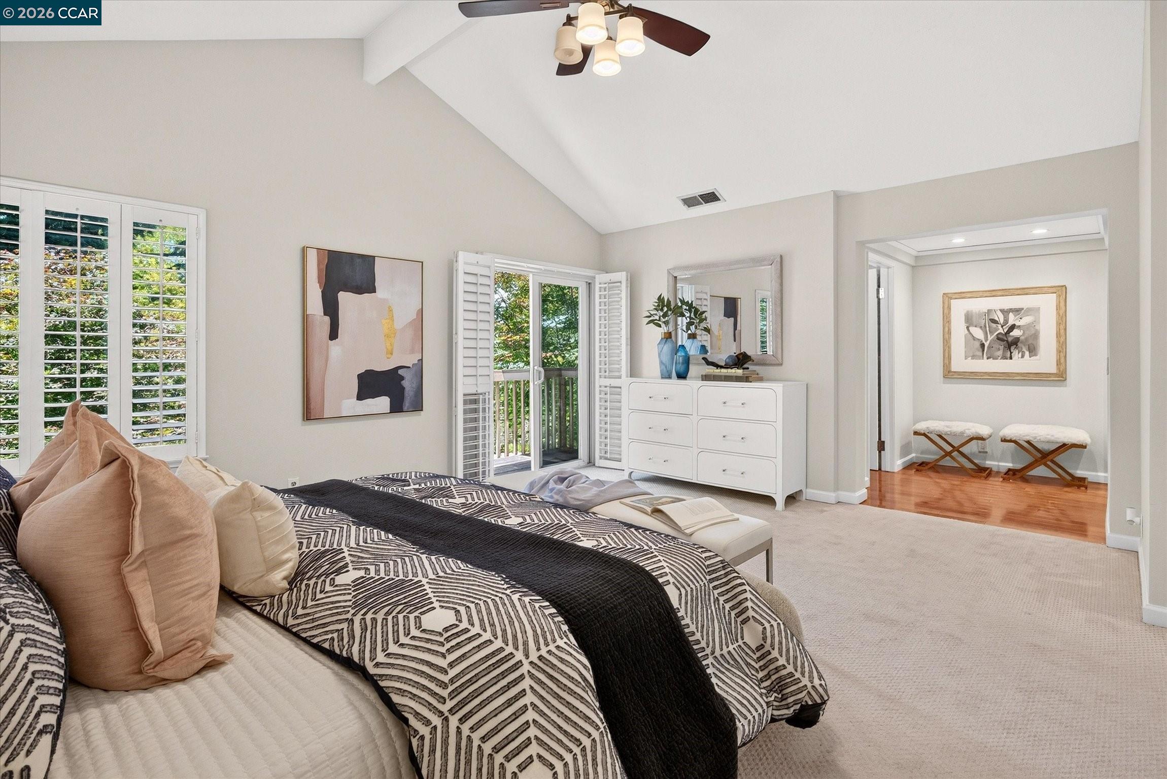25 Lynnbrook Ct