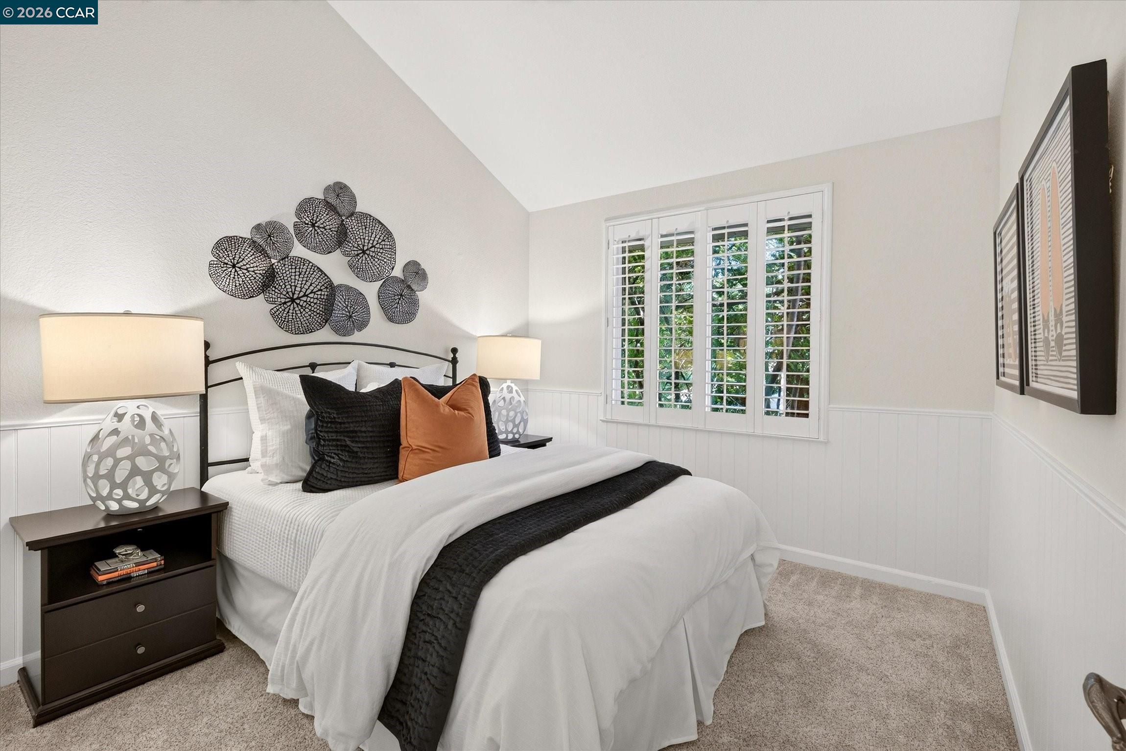 25 Lynnbrook Ct