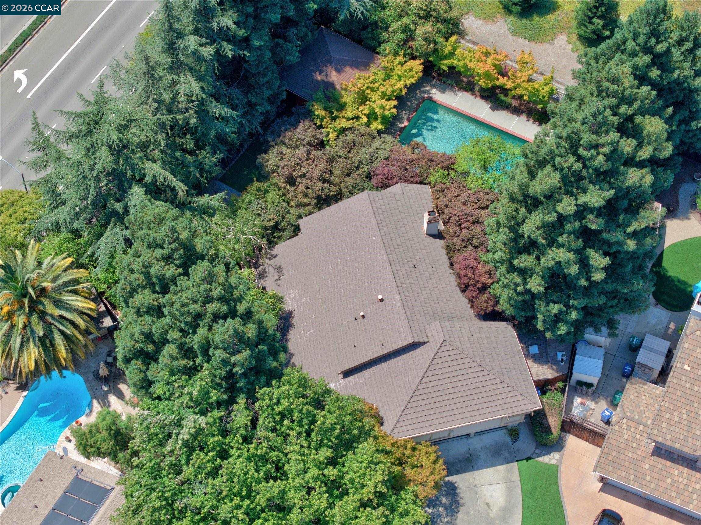 25 Lynnbrook Ct