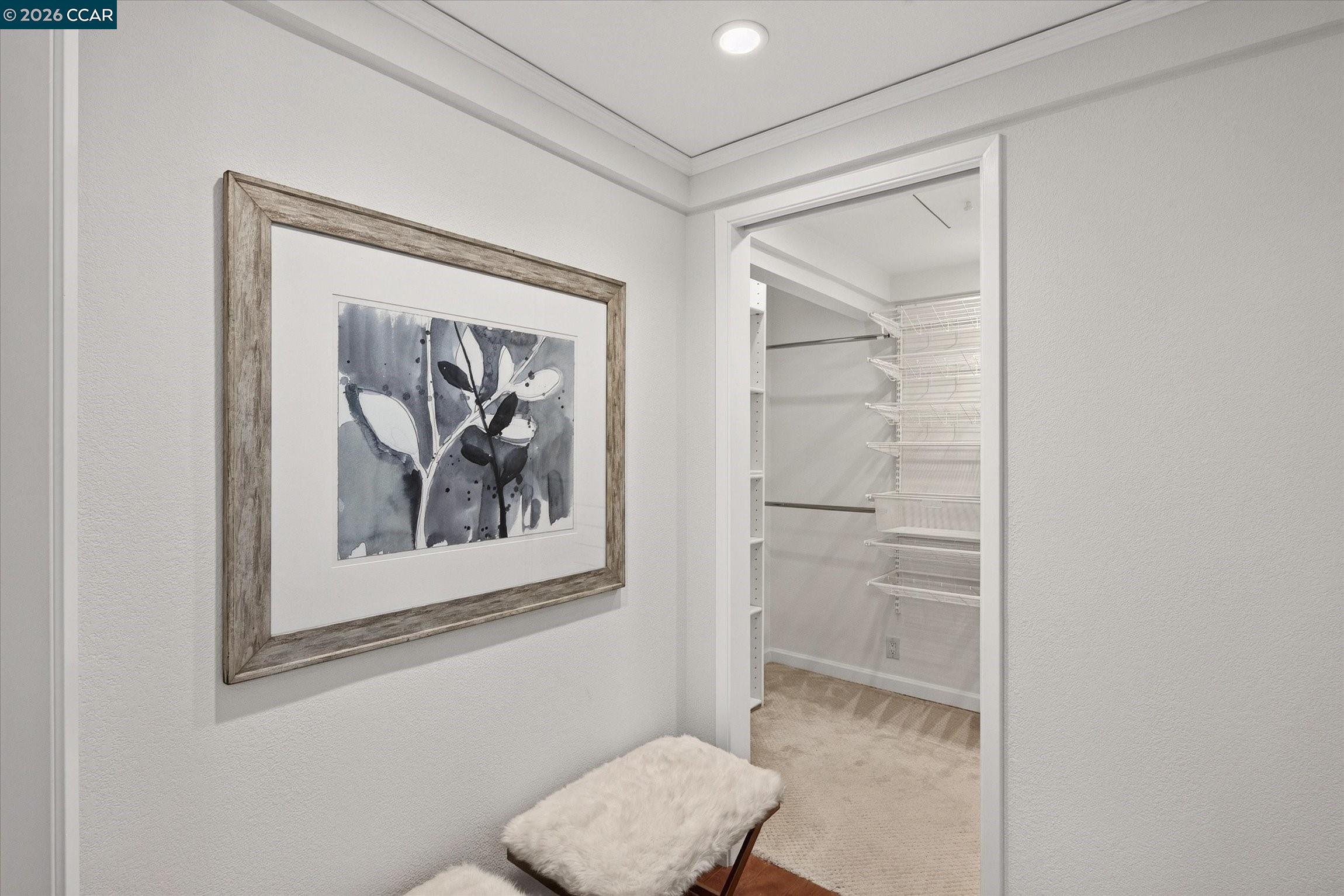 25 Lynnbrook Ct