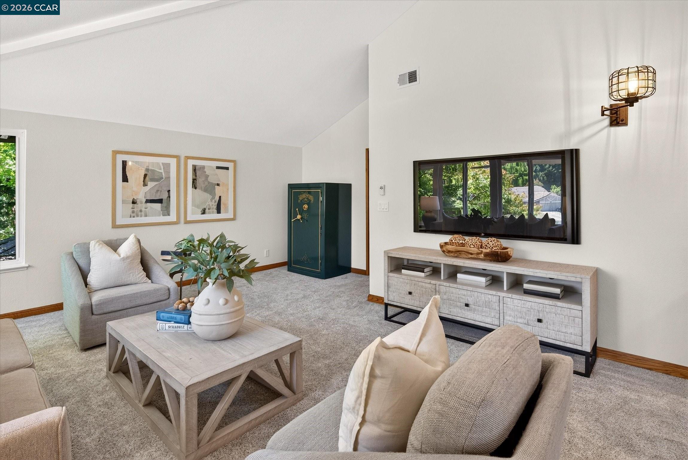 25 Lynnbrook Ct