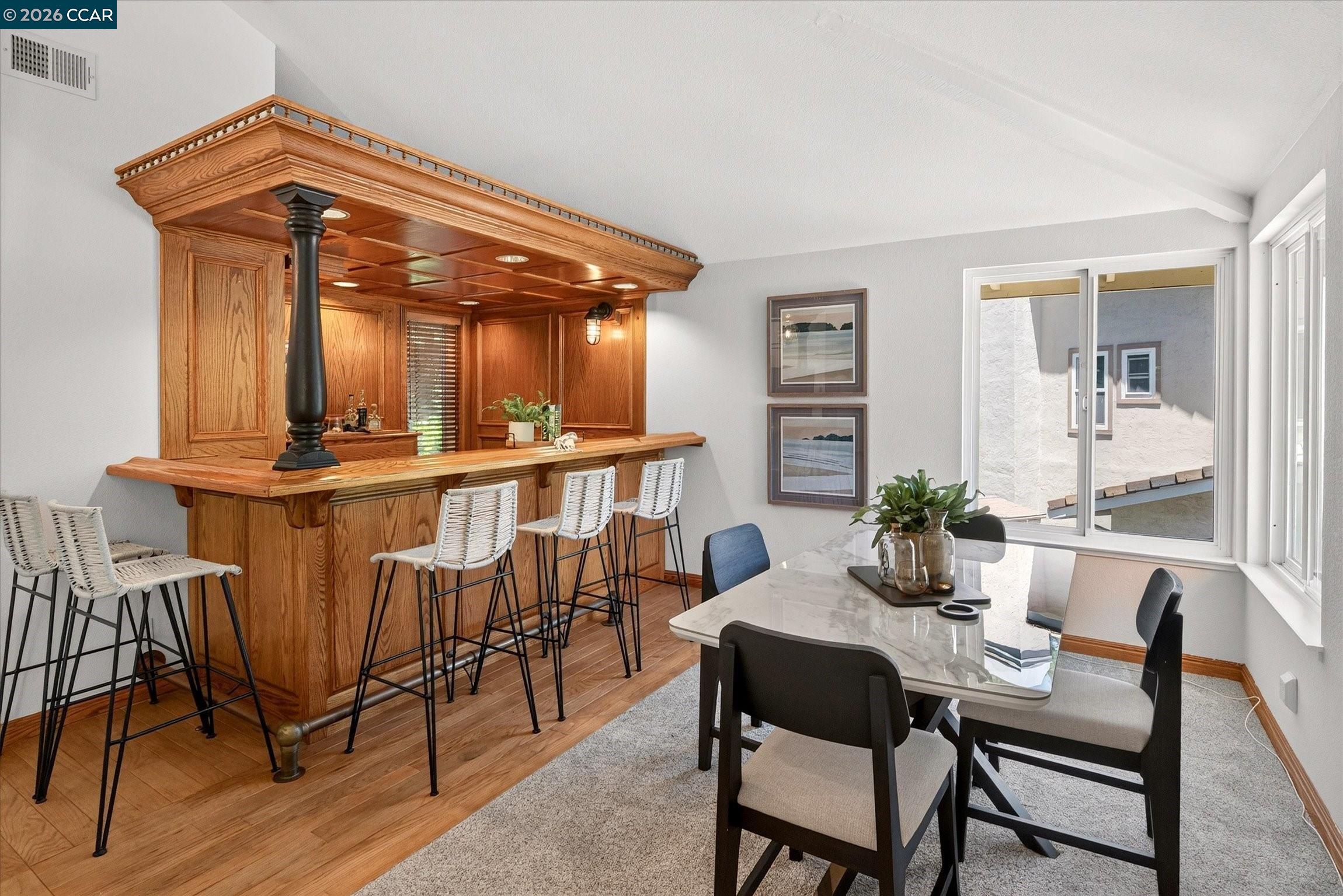 25 Lynnbrook Ct