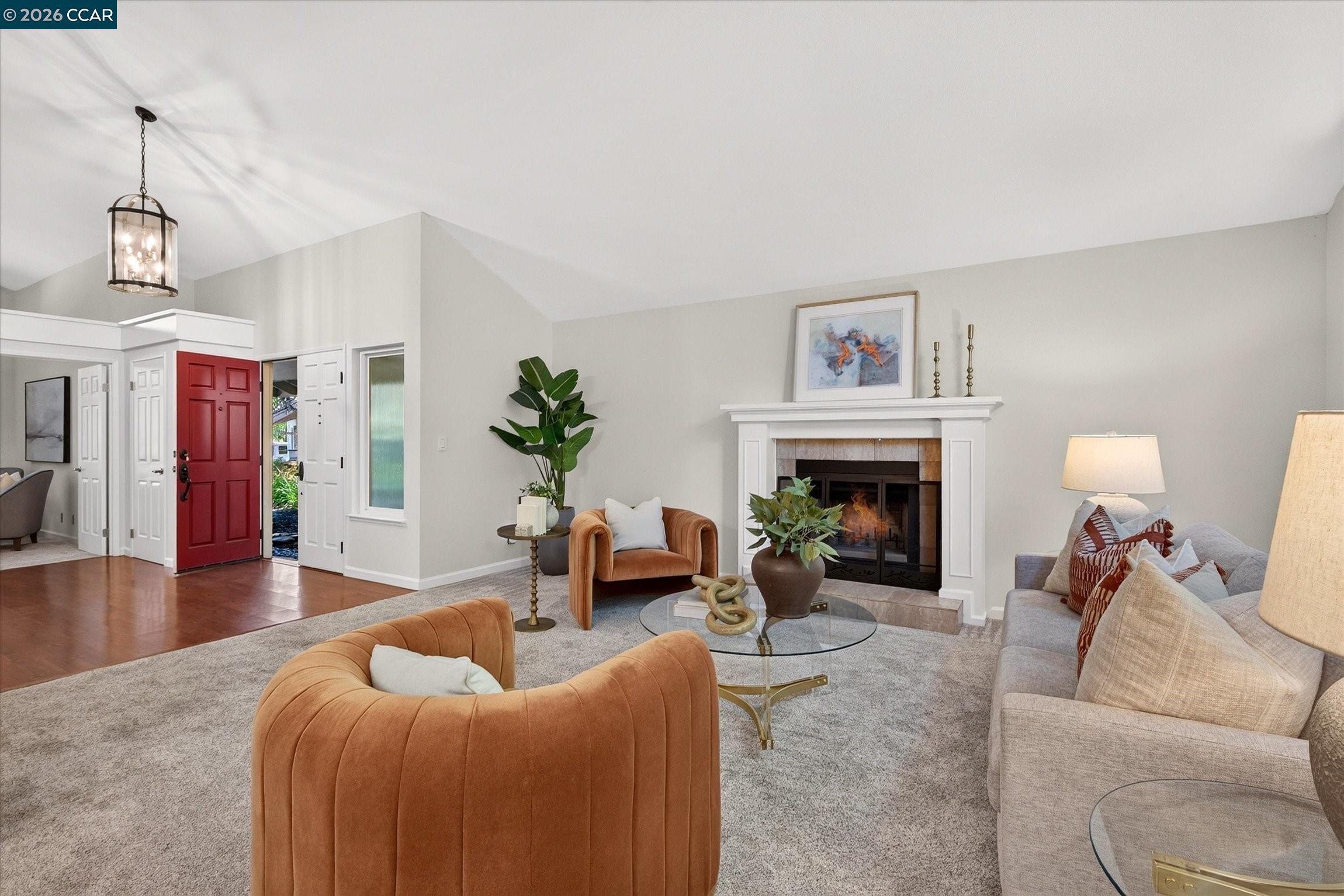 25 Lynnbrook Ct