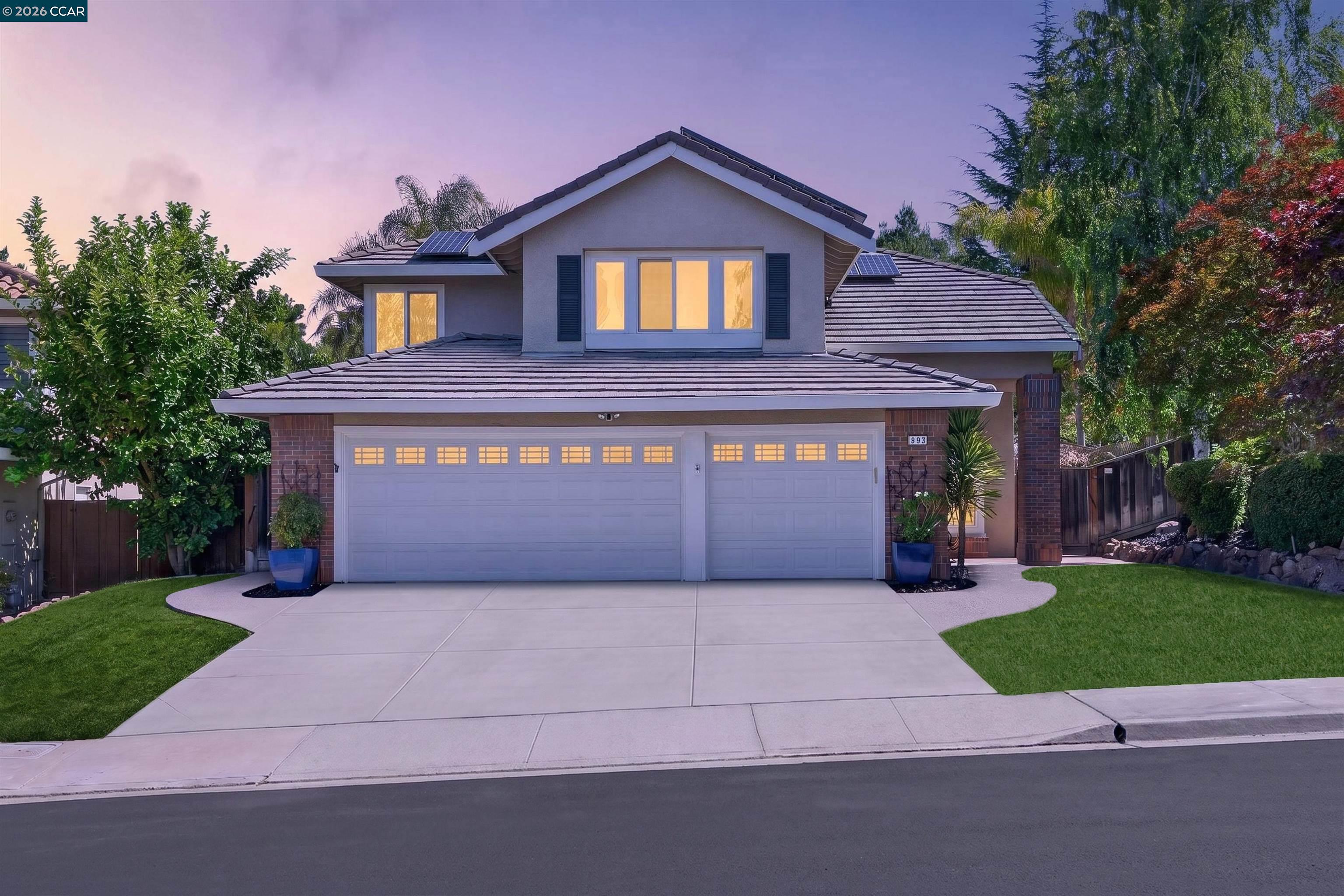 406 Skycrest Dr