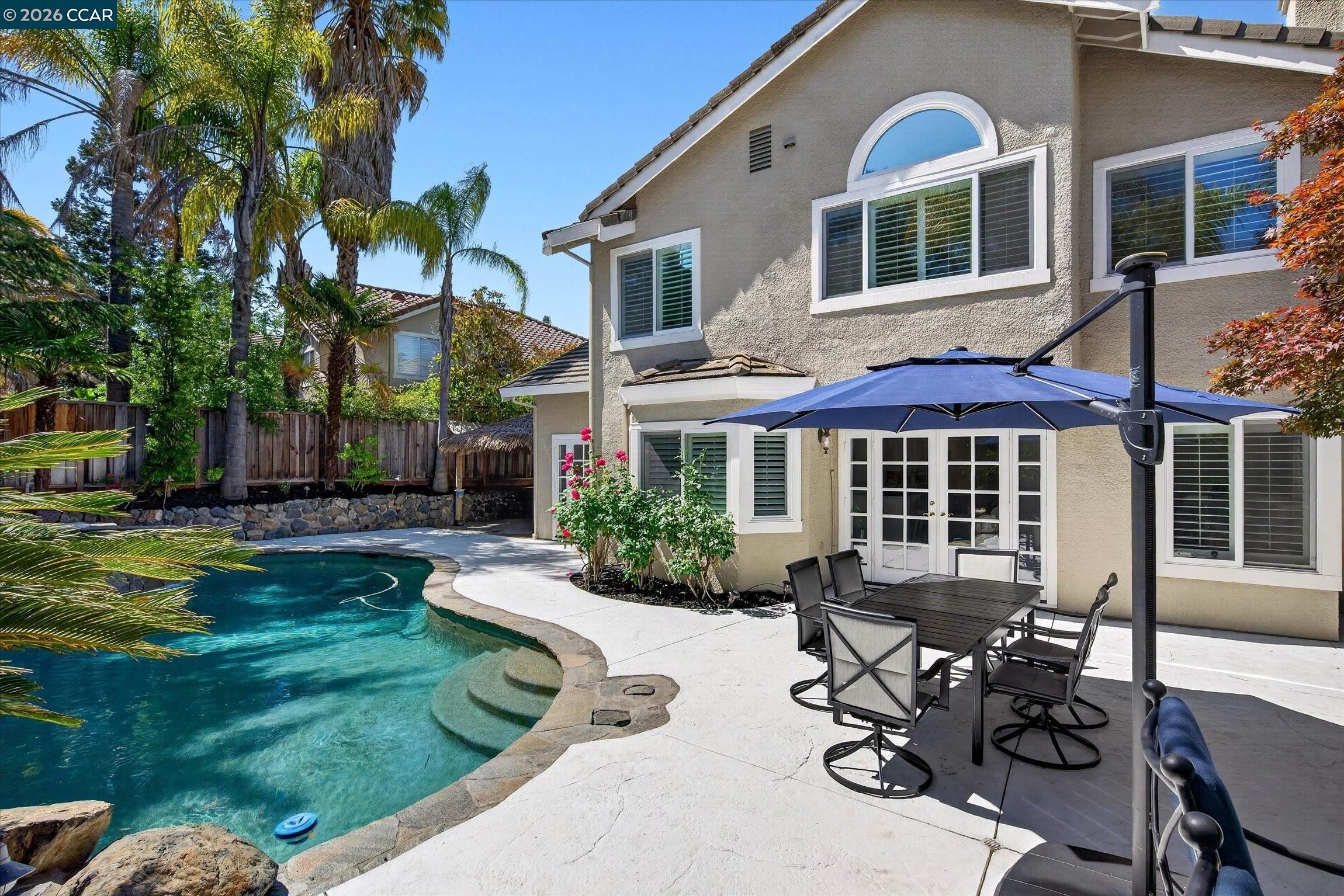 406 Skycrest Dr