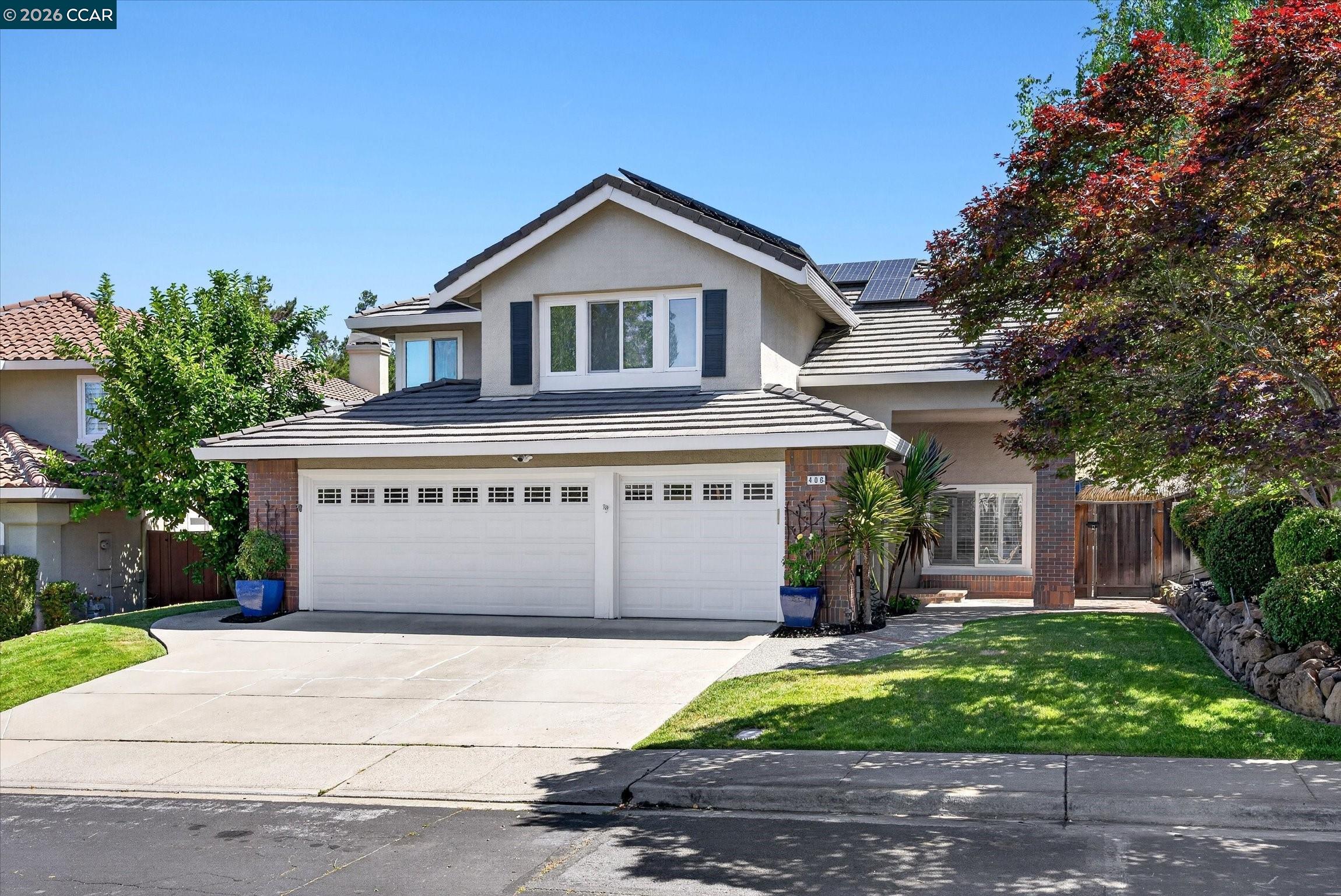 406 Skycrest Dr
