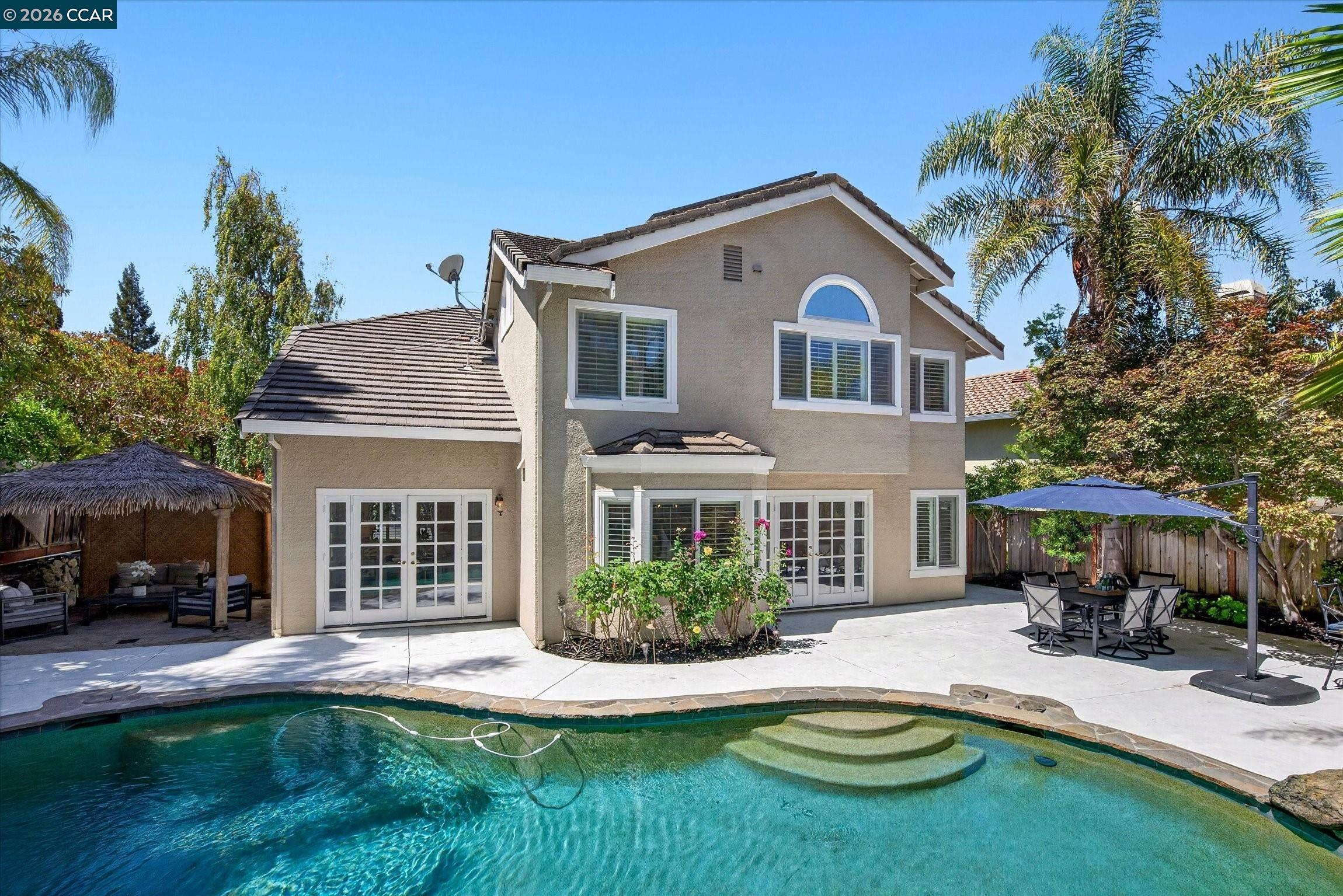 406 Skycrest Dr