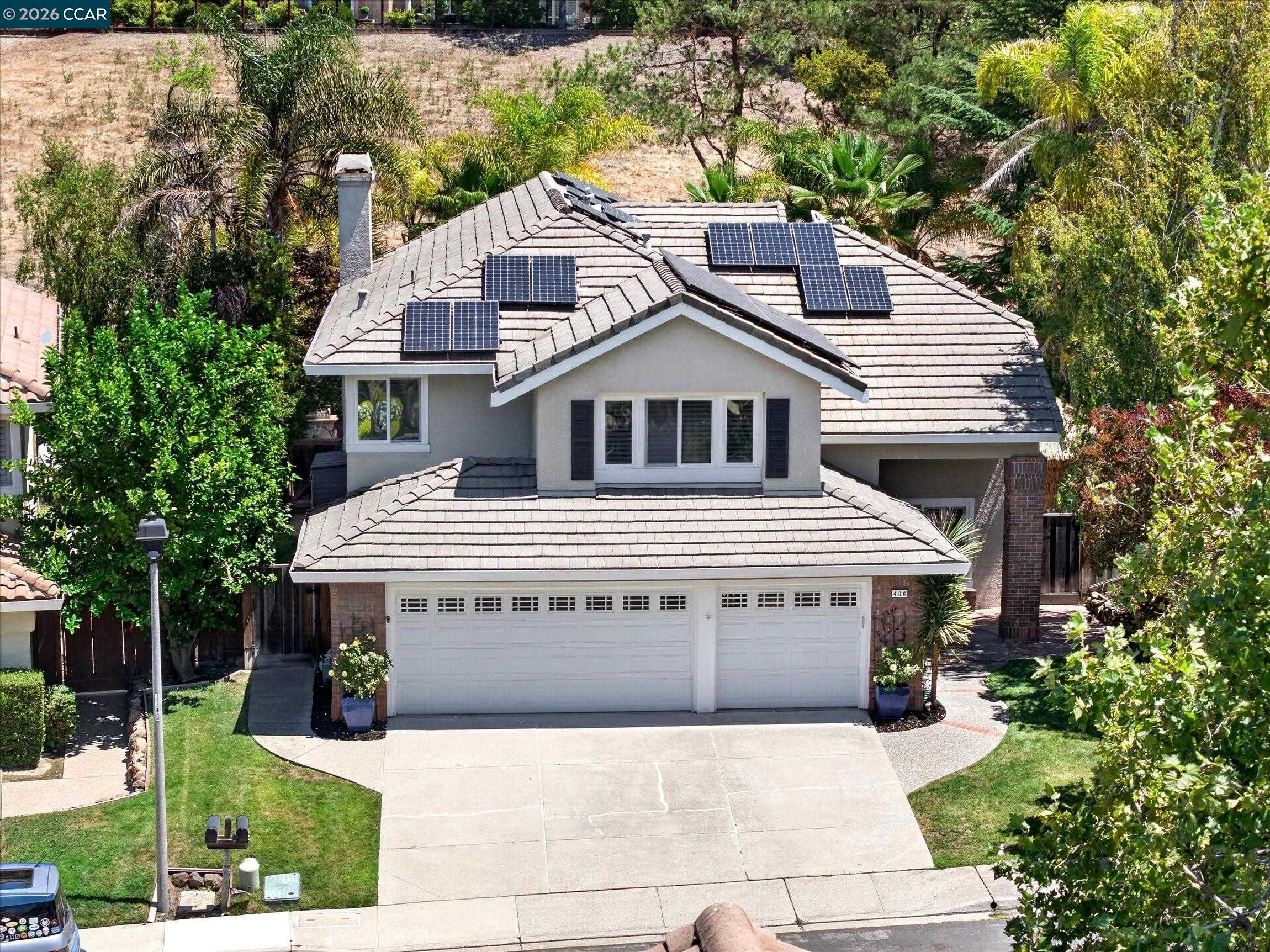 406 Skycrest Dr