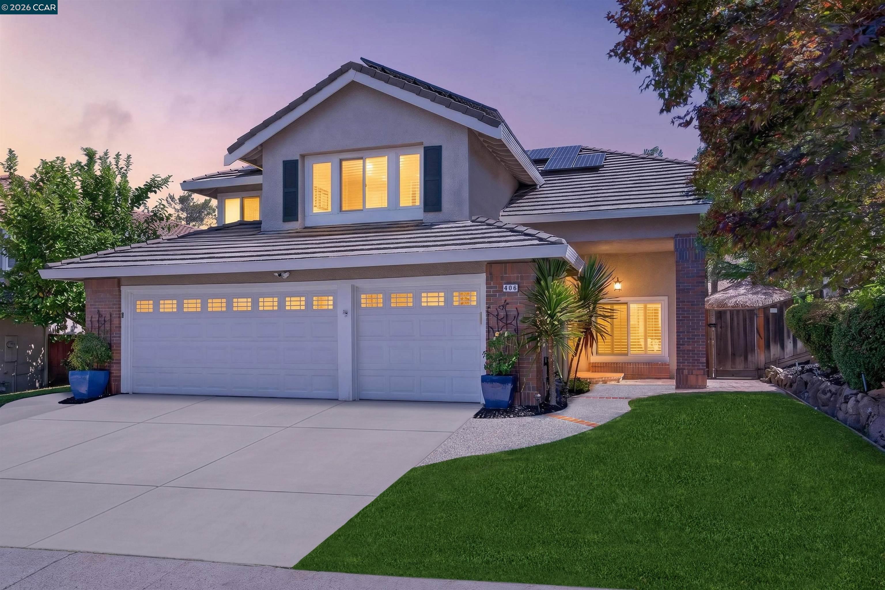 406 Skycrest Dr