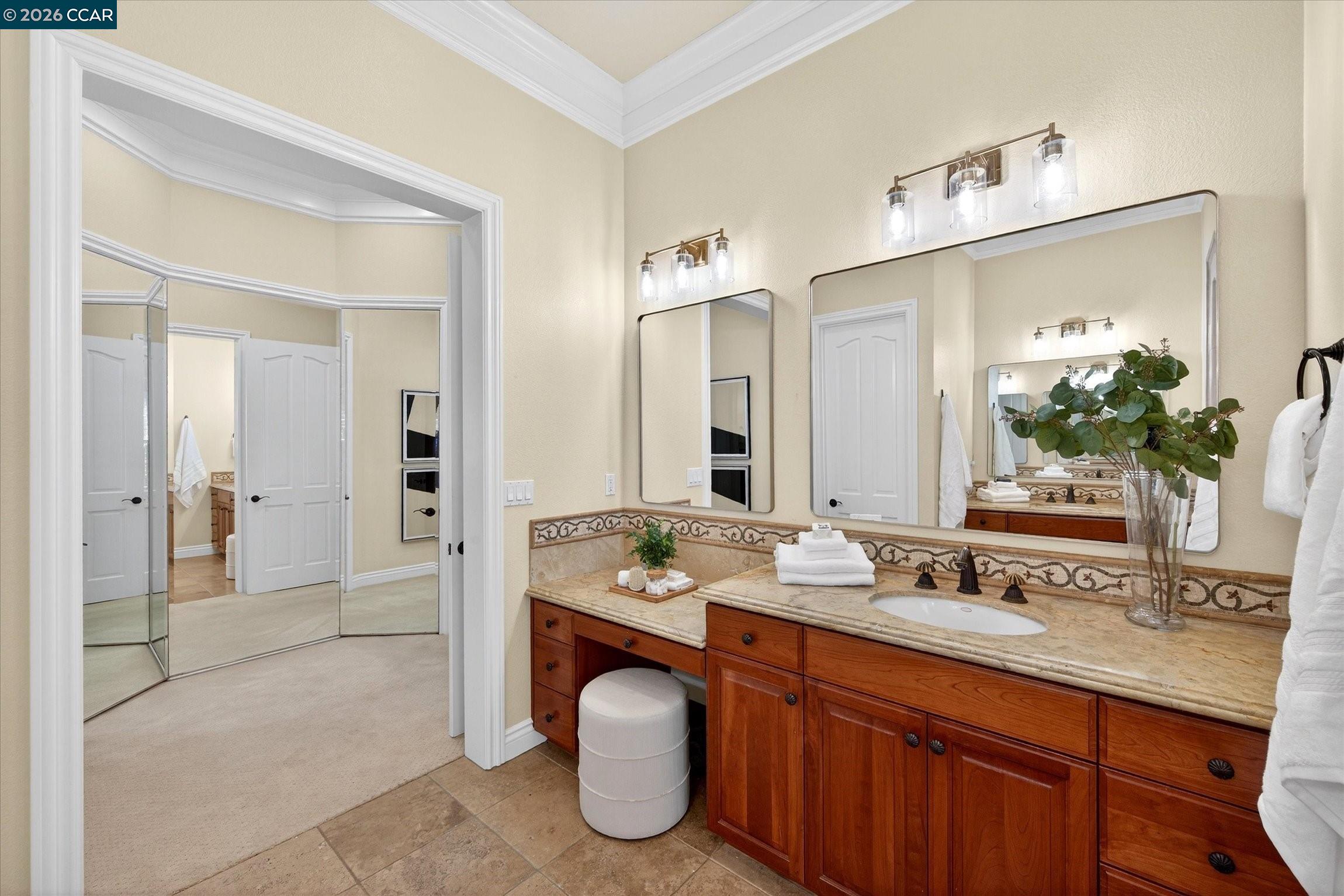 3 Brooktree Dr