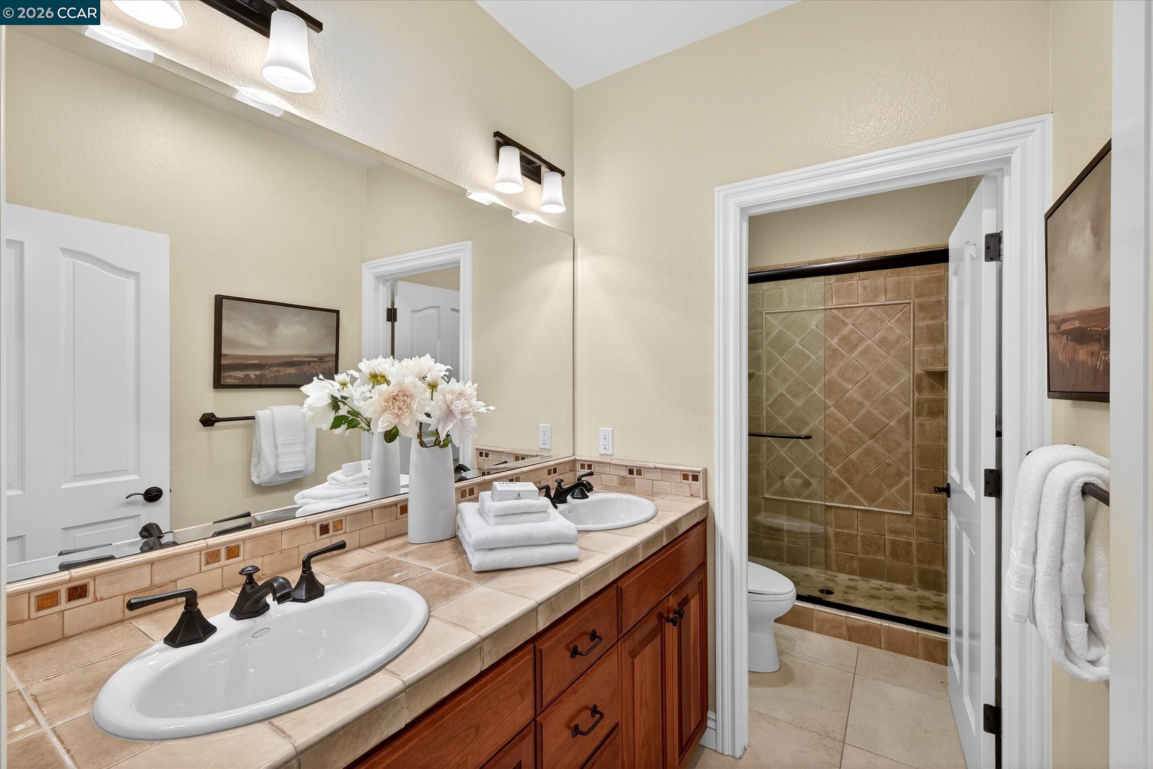 3 Brooktree Dr