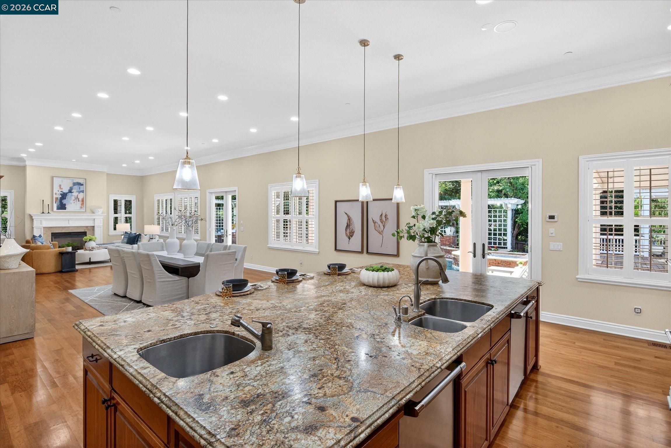3 Brooktree Dr