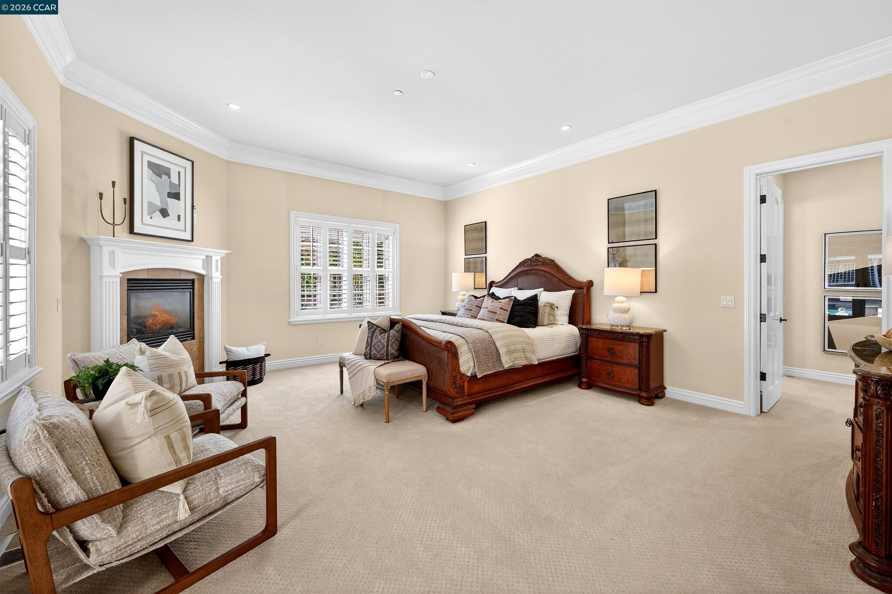 3 Brooktree Dr