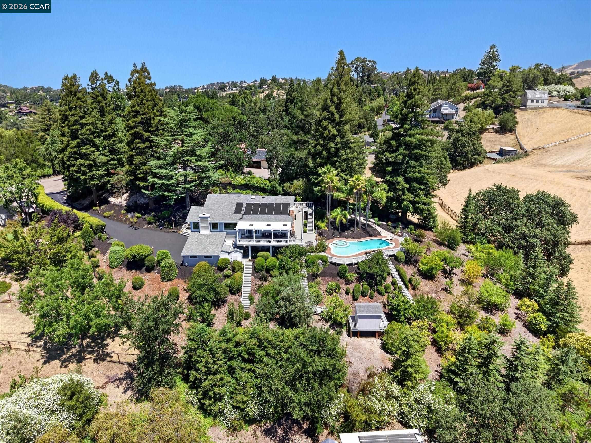671 Logan Ln