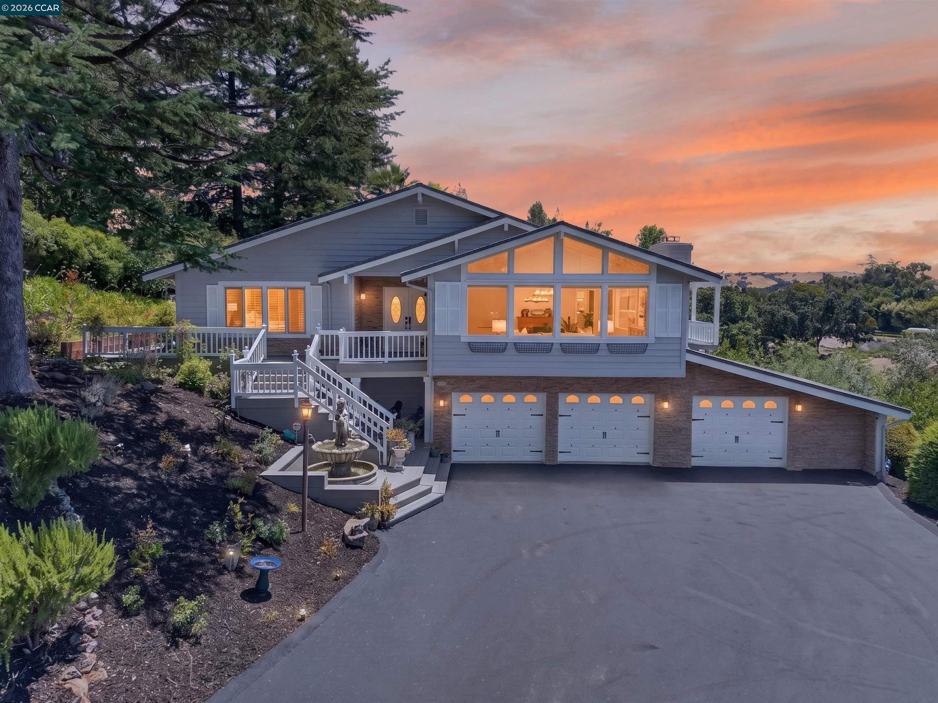 671 Logan Ln