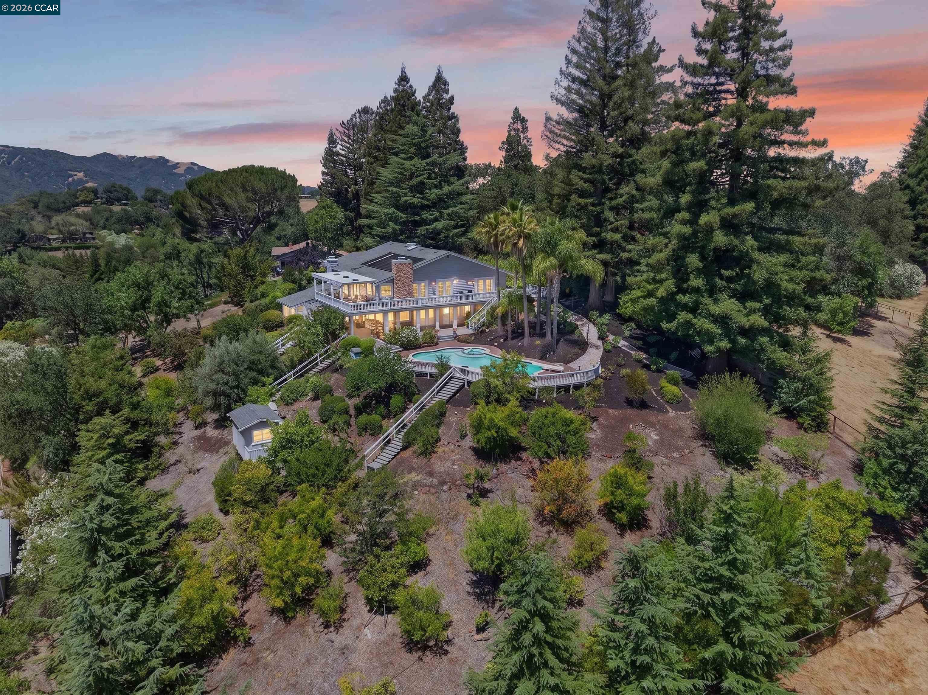 671 Logan Ln