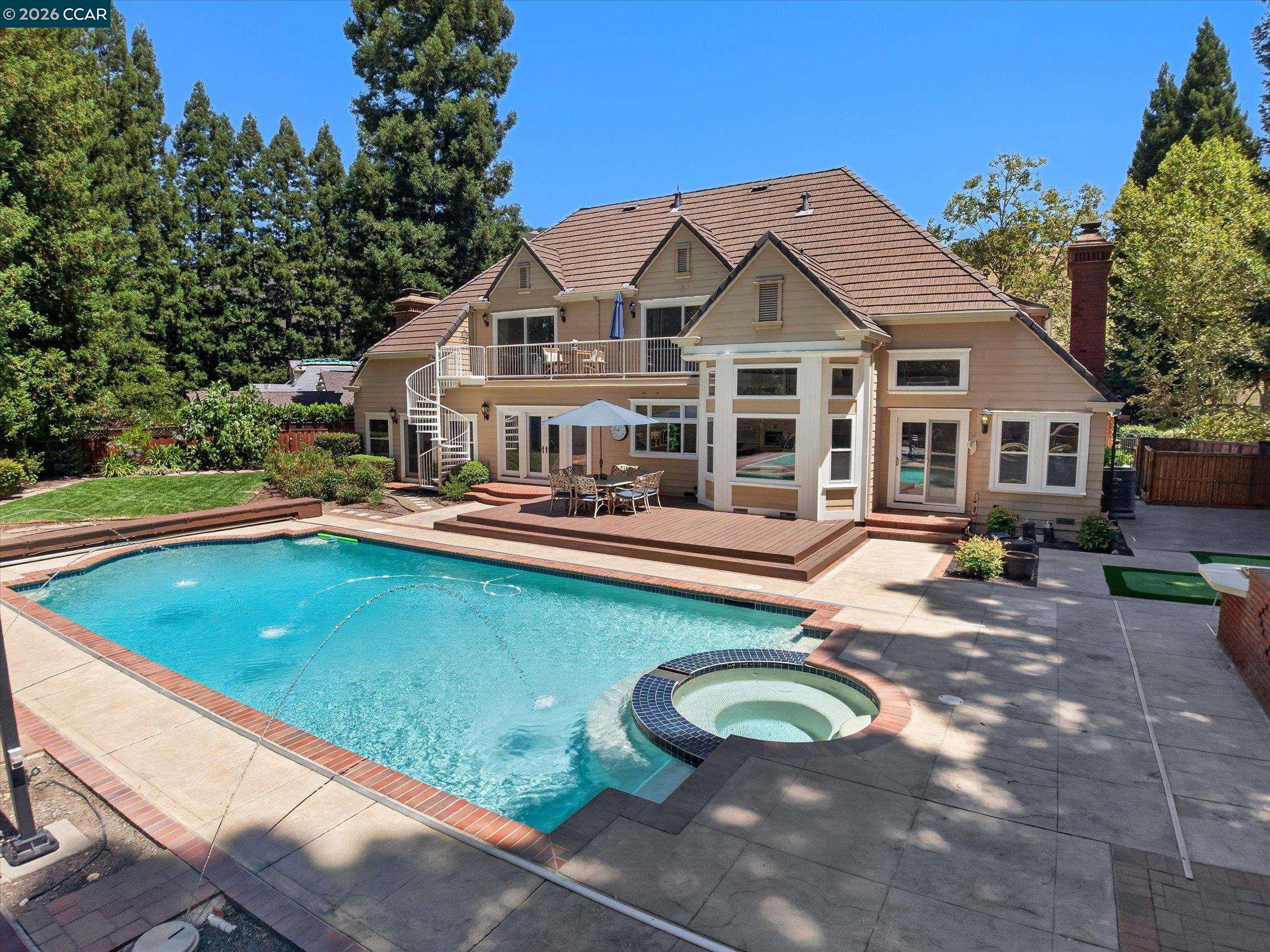 114 Pepperwood Ct