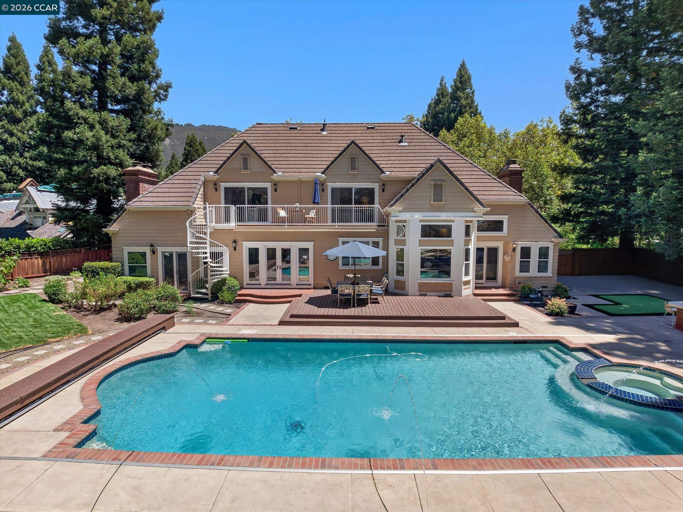 114 Pepperwood Ct