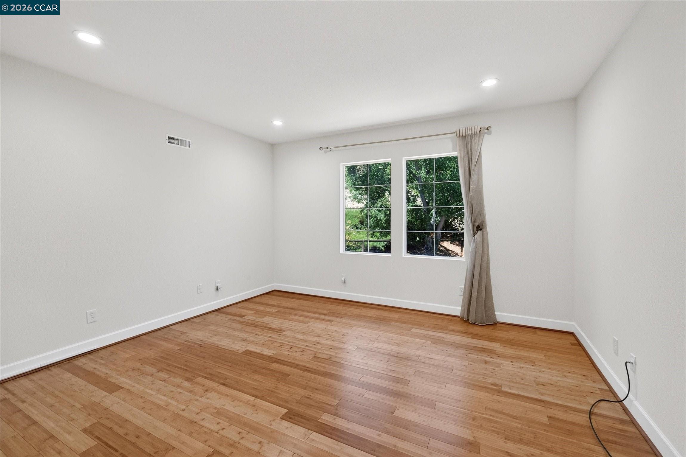 5210 S Montecito Dr