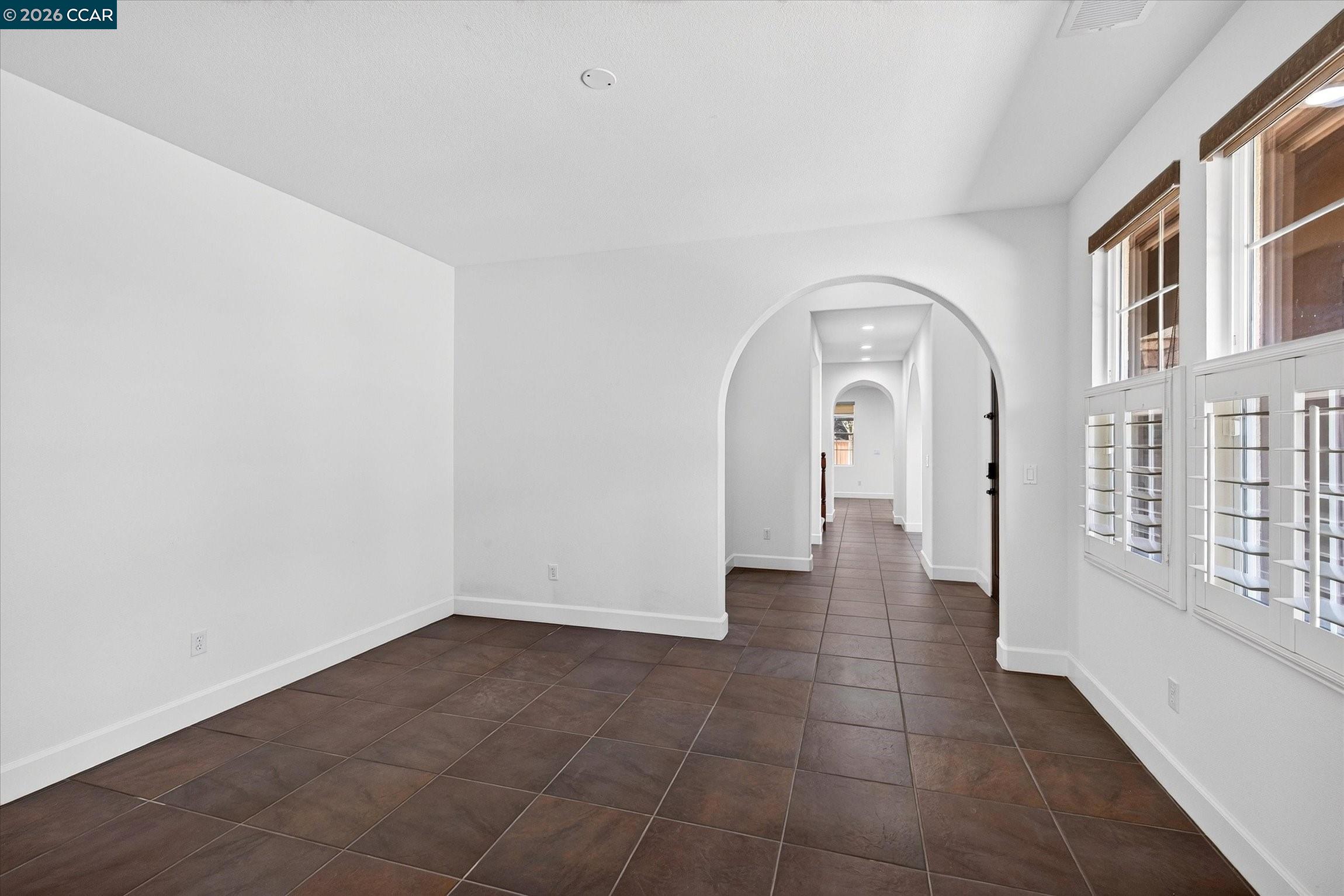 5210 S Montecito Dr