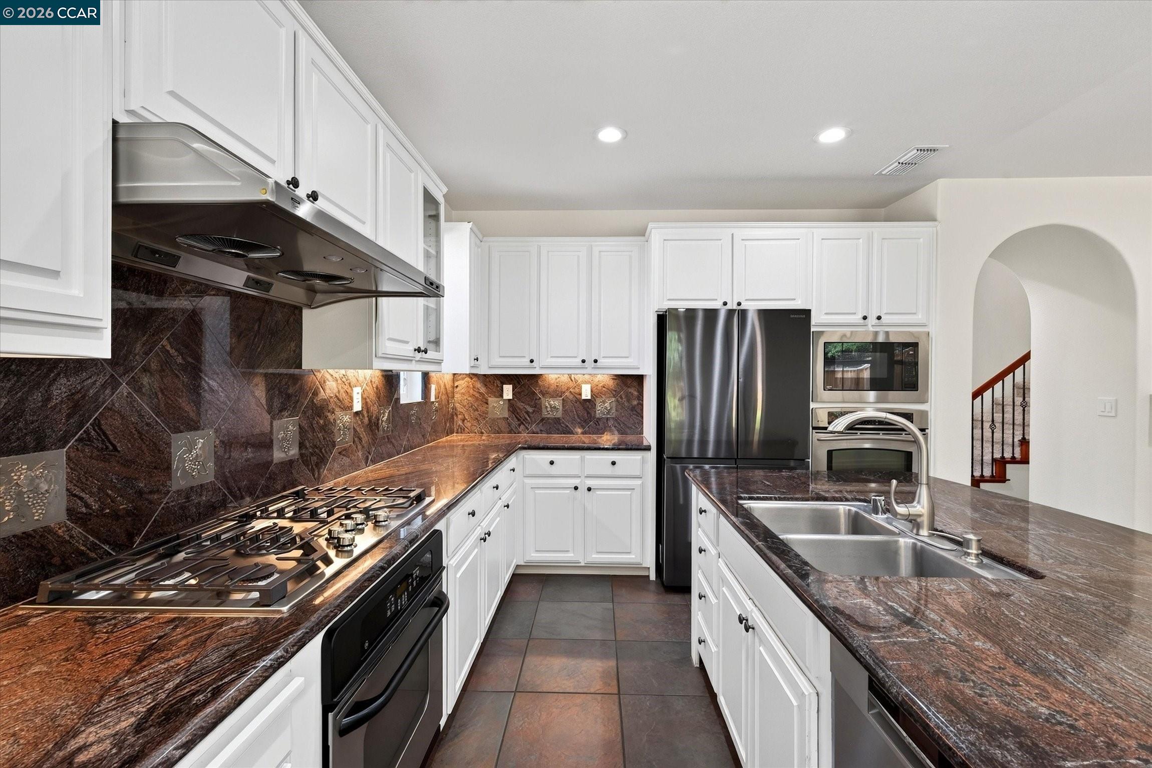 5210 S Montecito Dr